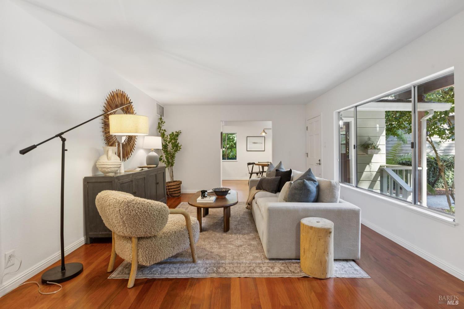 246 Madrone Ave