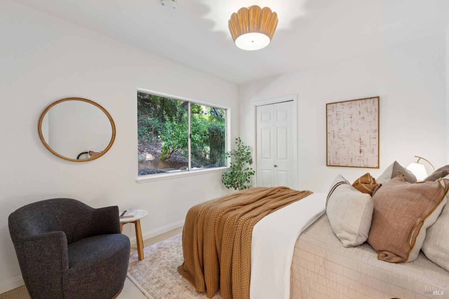 246 Madrone Ave