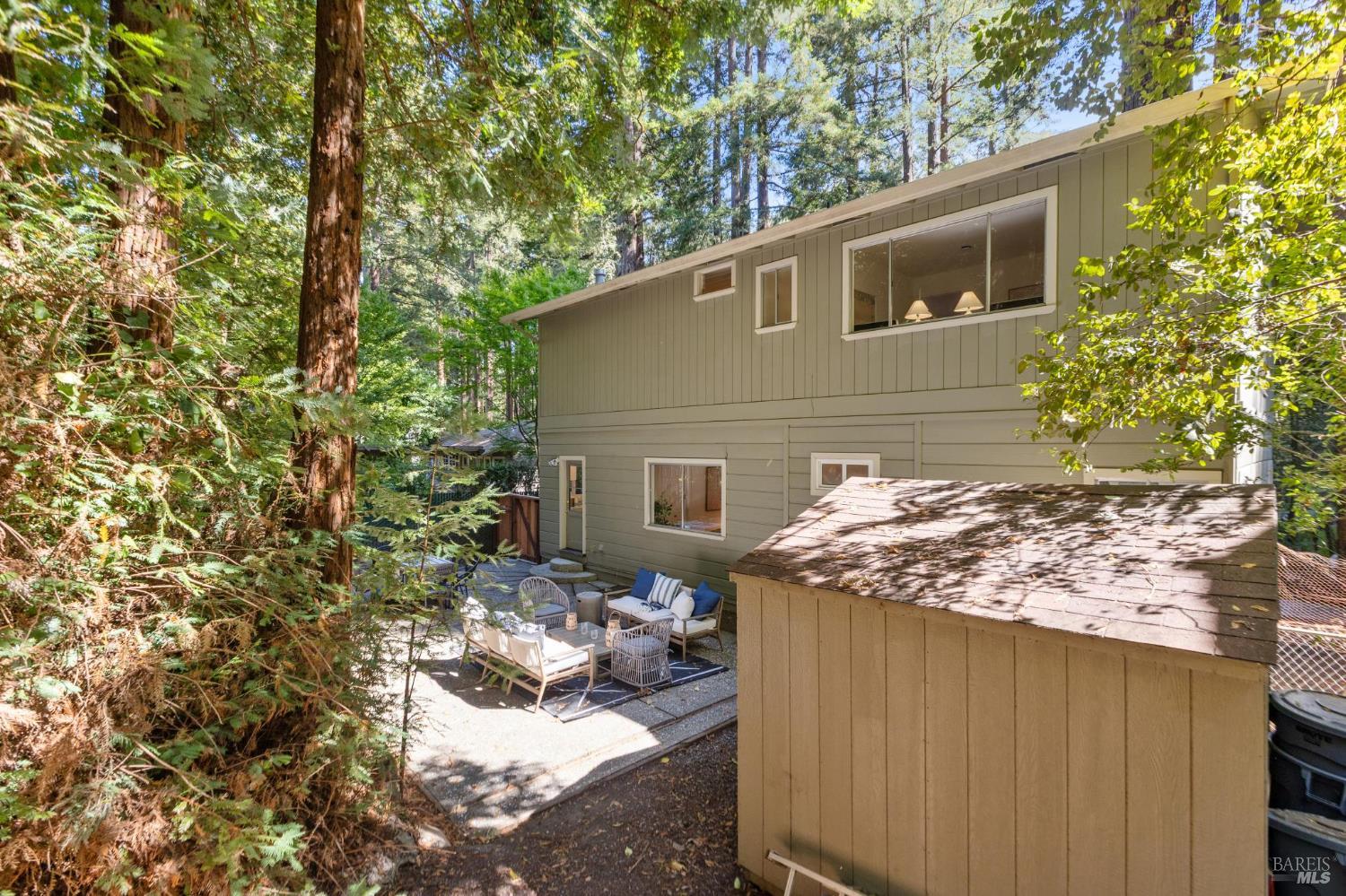 246 Madrone Ave