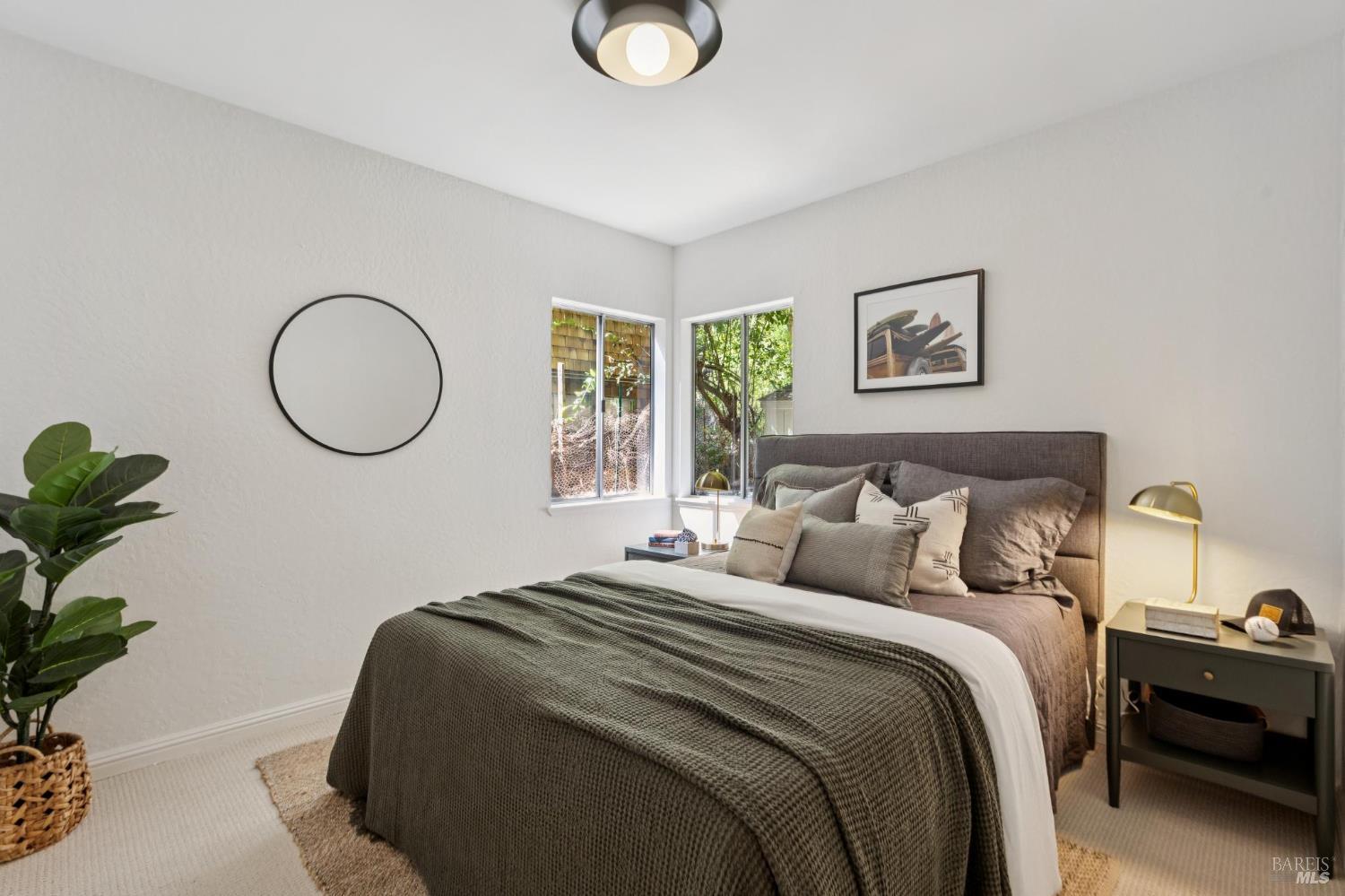 246 Madrone Ave
