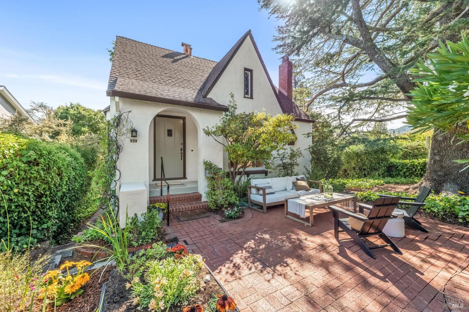 37 Rutherford Ave Unit:  