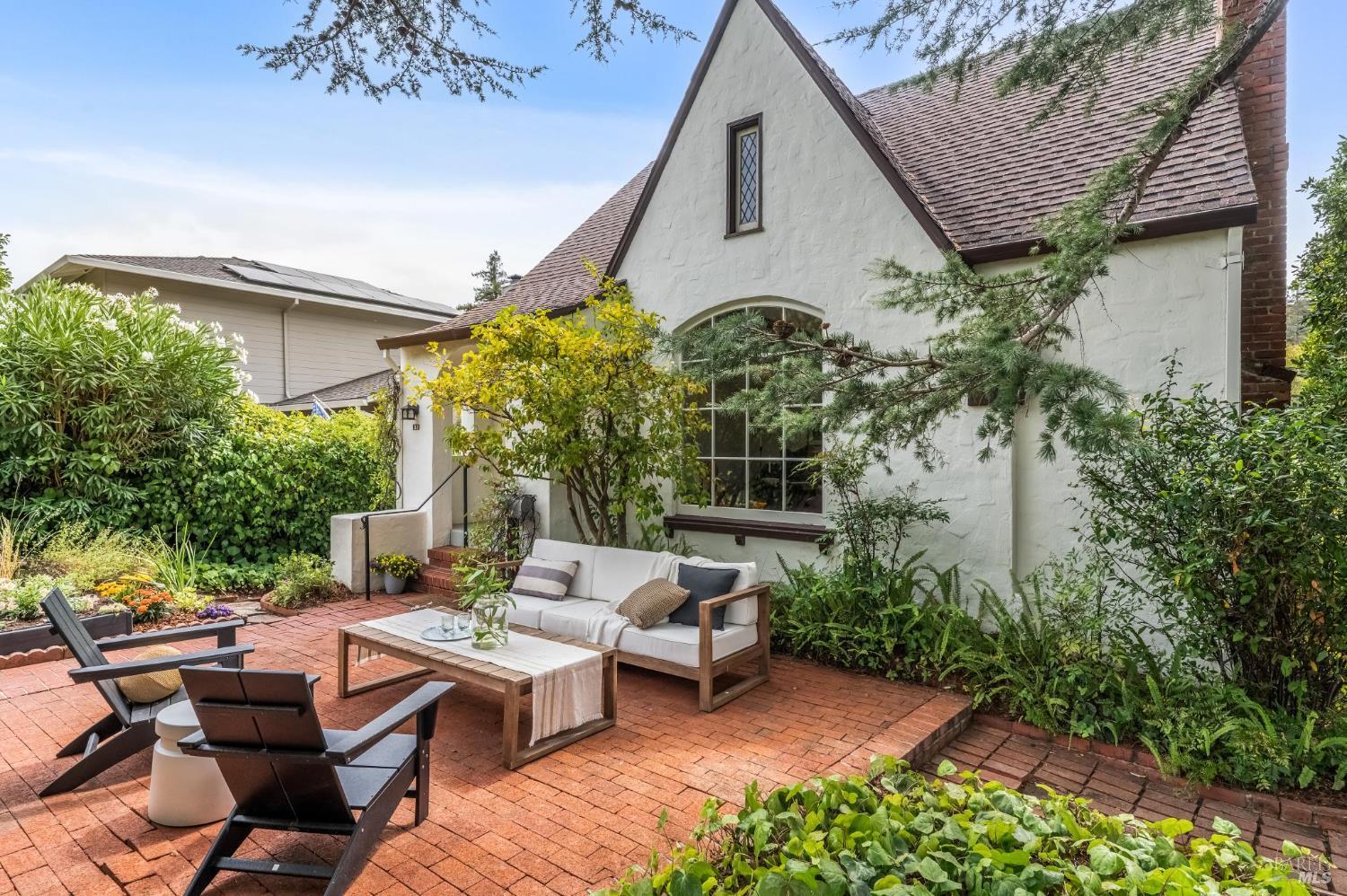 37 Rutherford Ave Unit:  