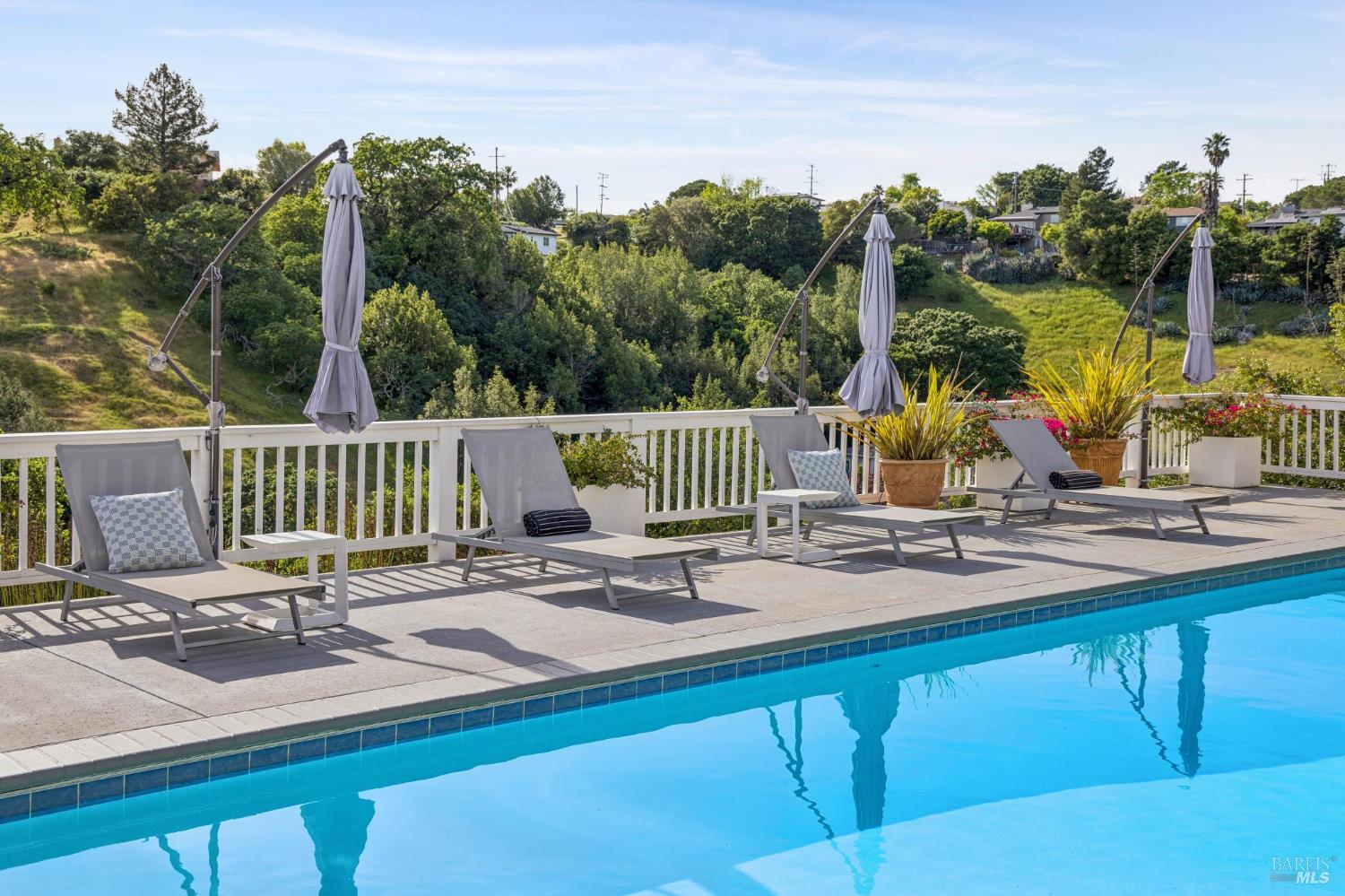 65 Valley View Avenue