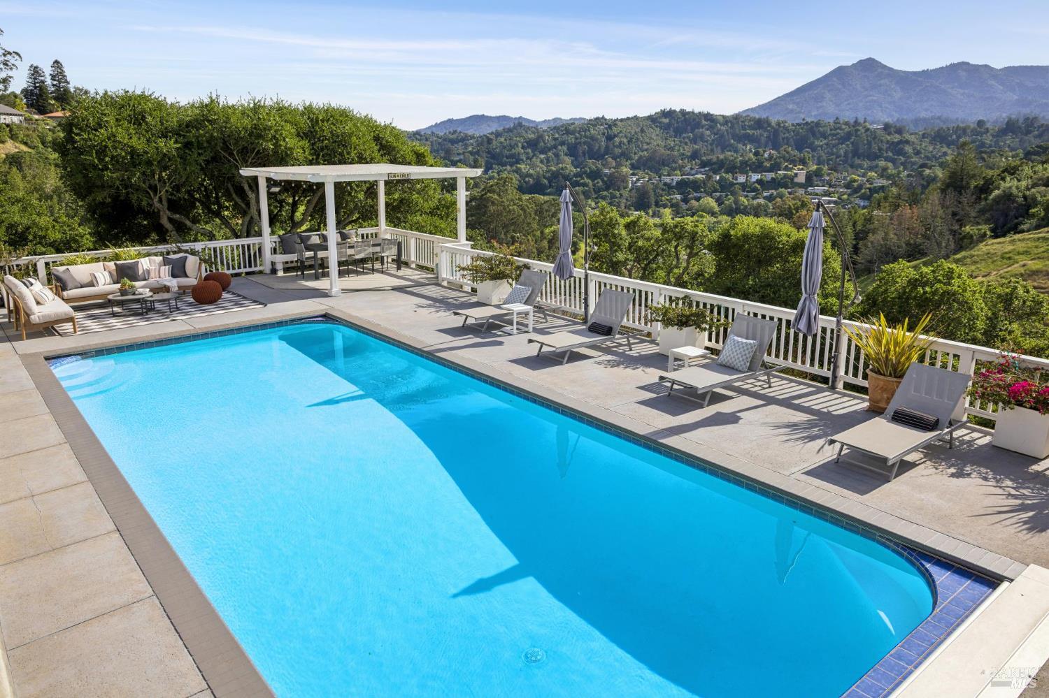 65 Valley View Avenue