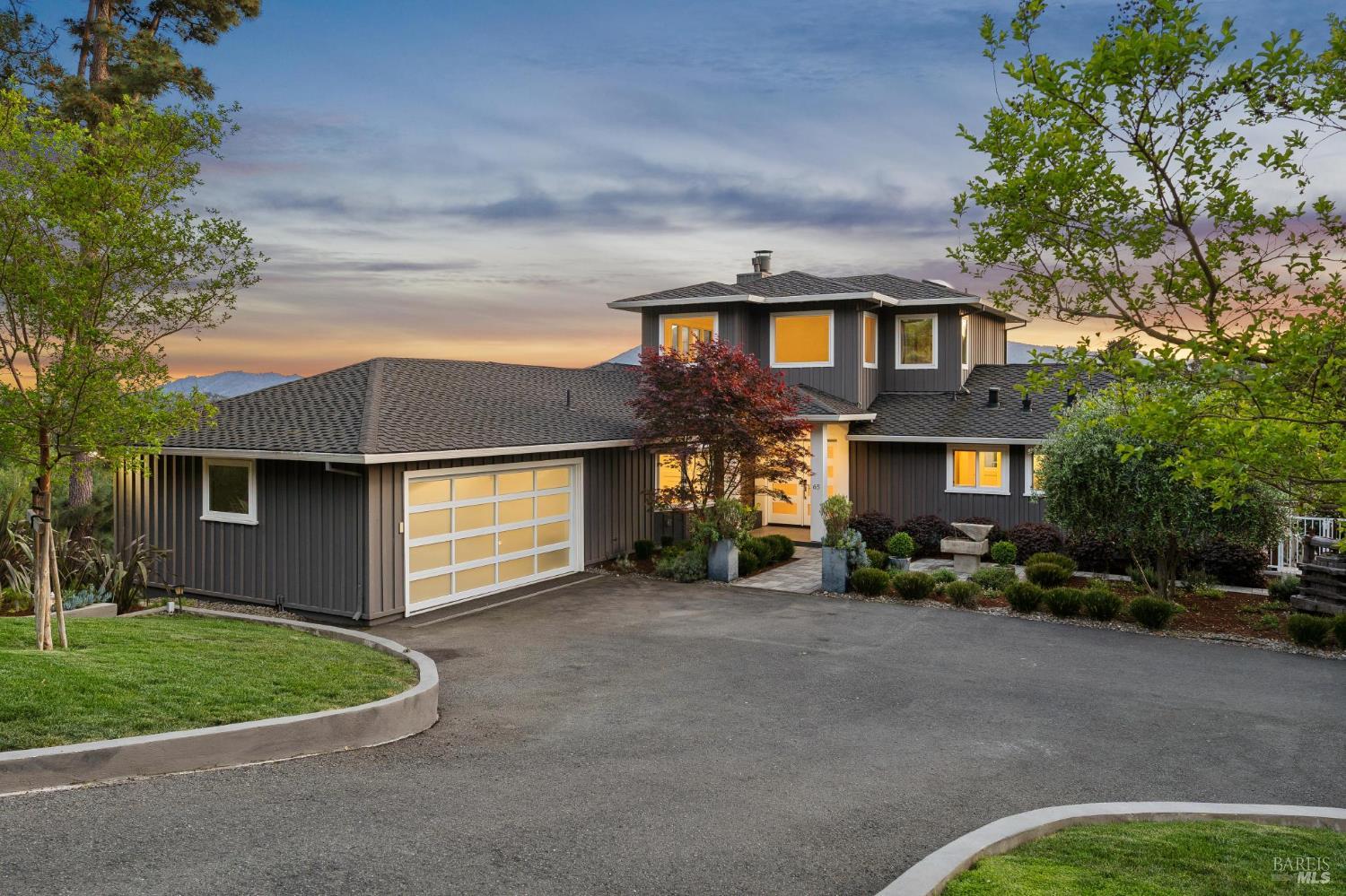 65 Valley View Avenue