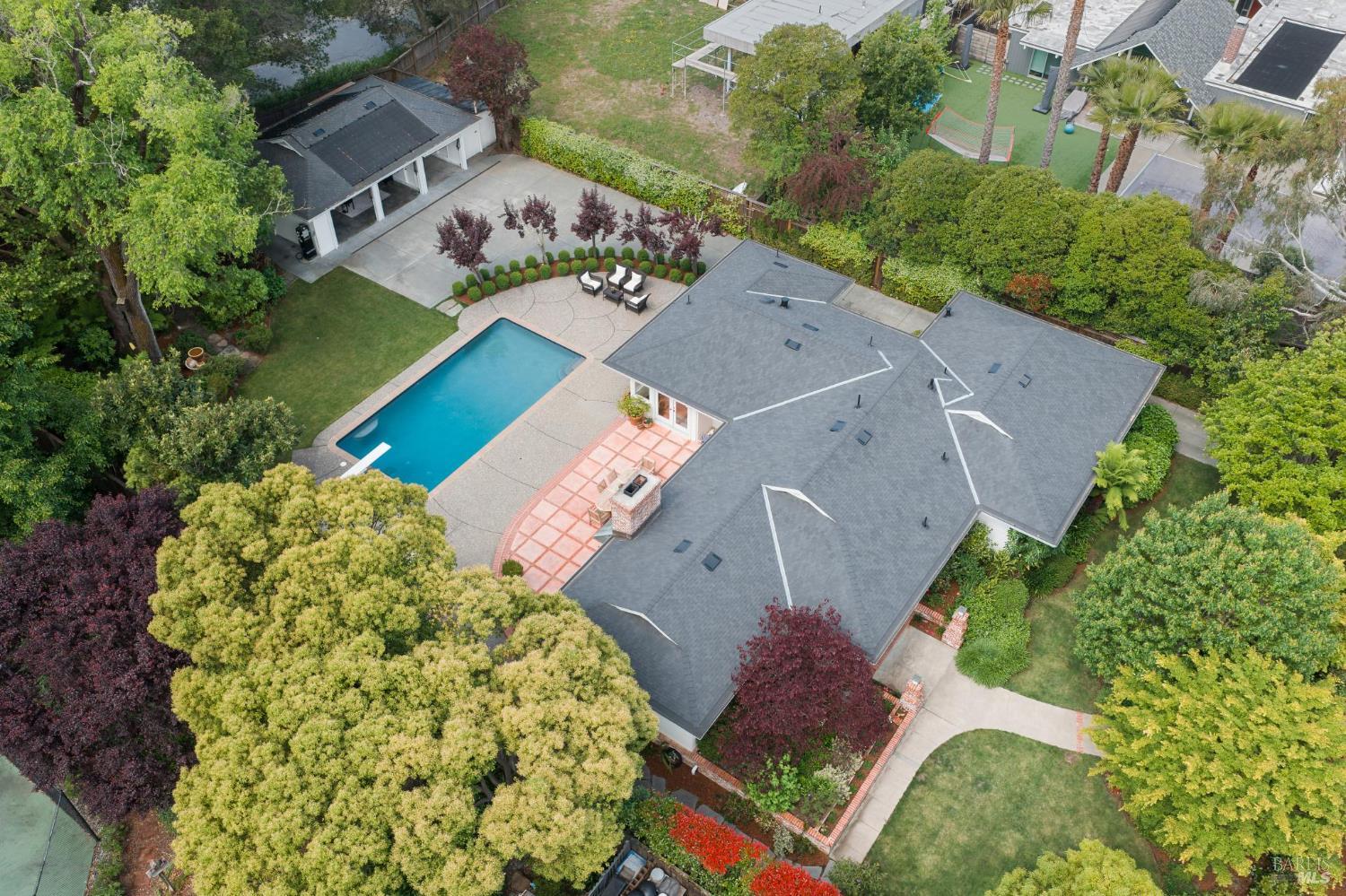 1199 Butterfield Road