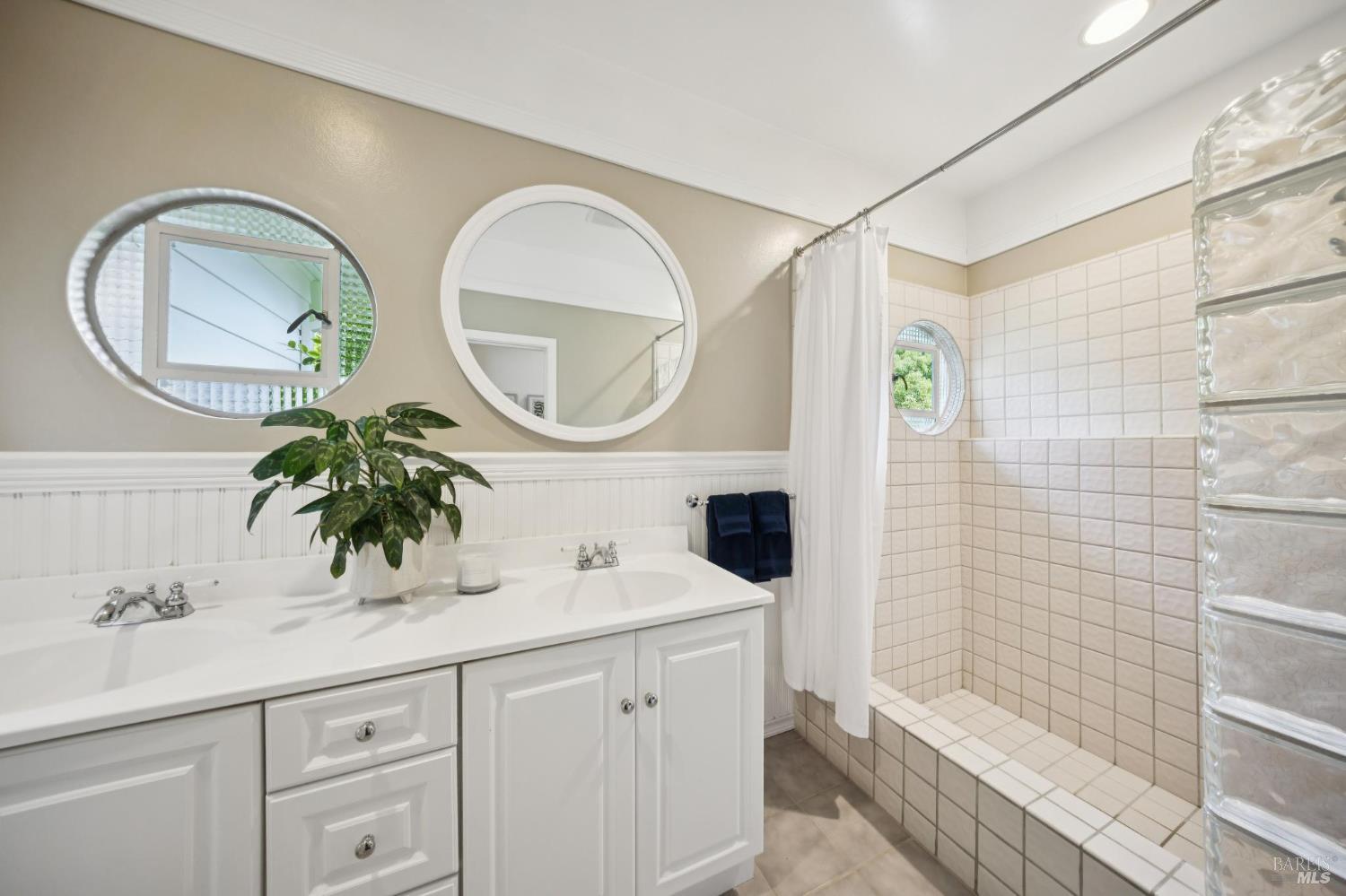 1199 Butterfield Road