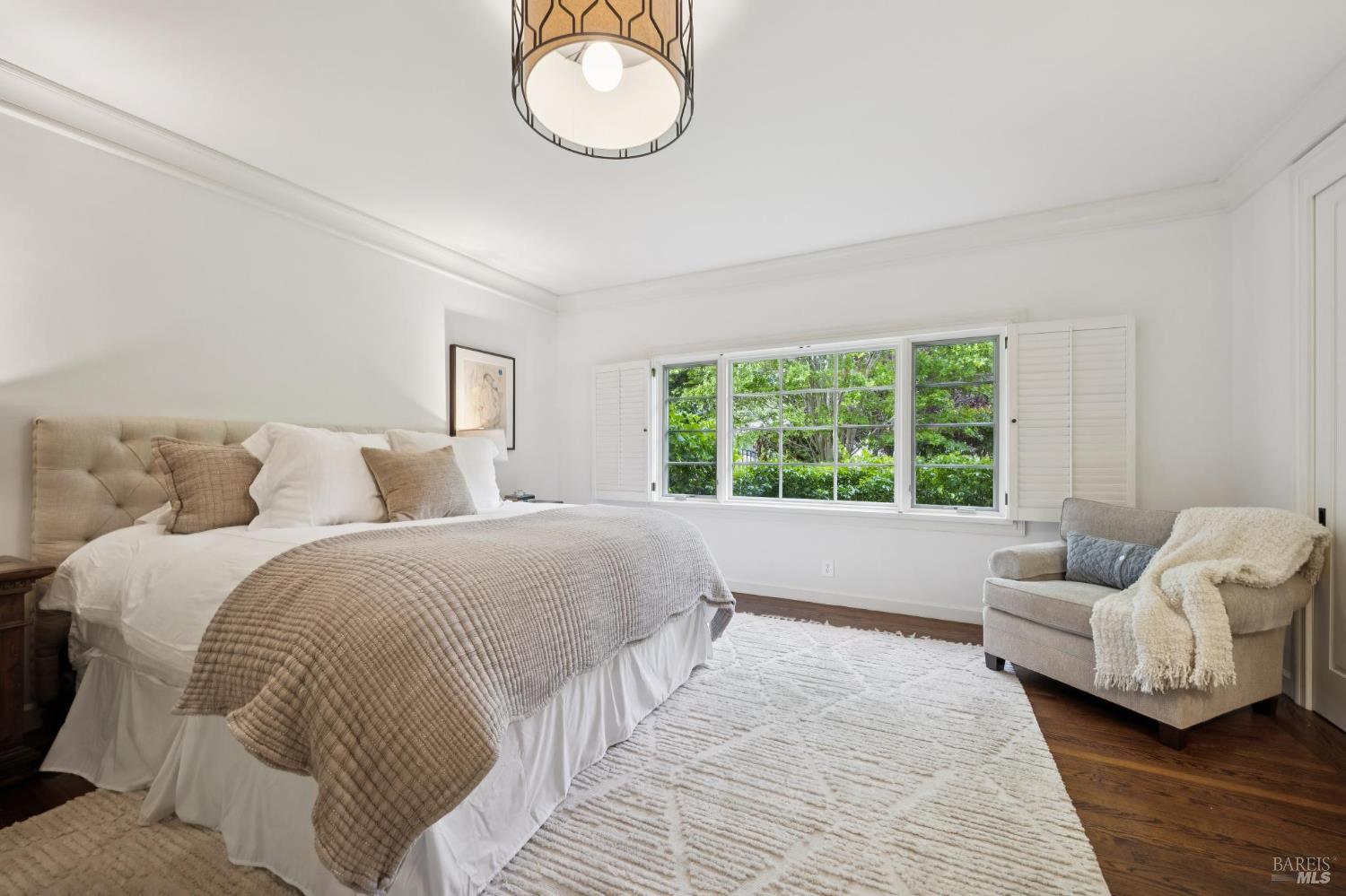 1199 Butterfield Road