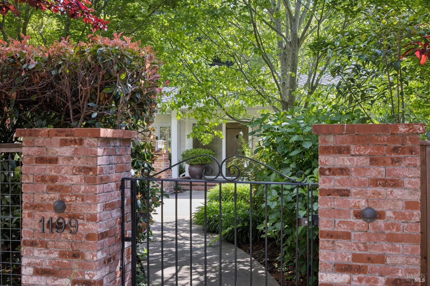 1199 Butterfield Road