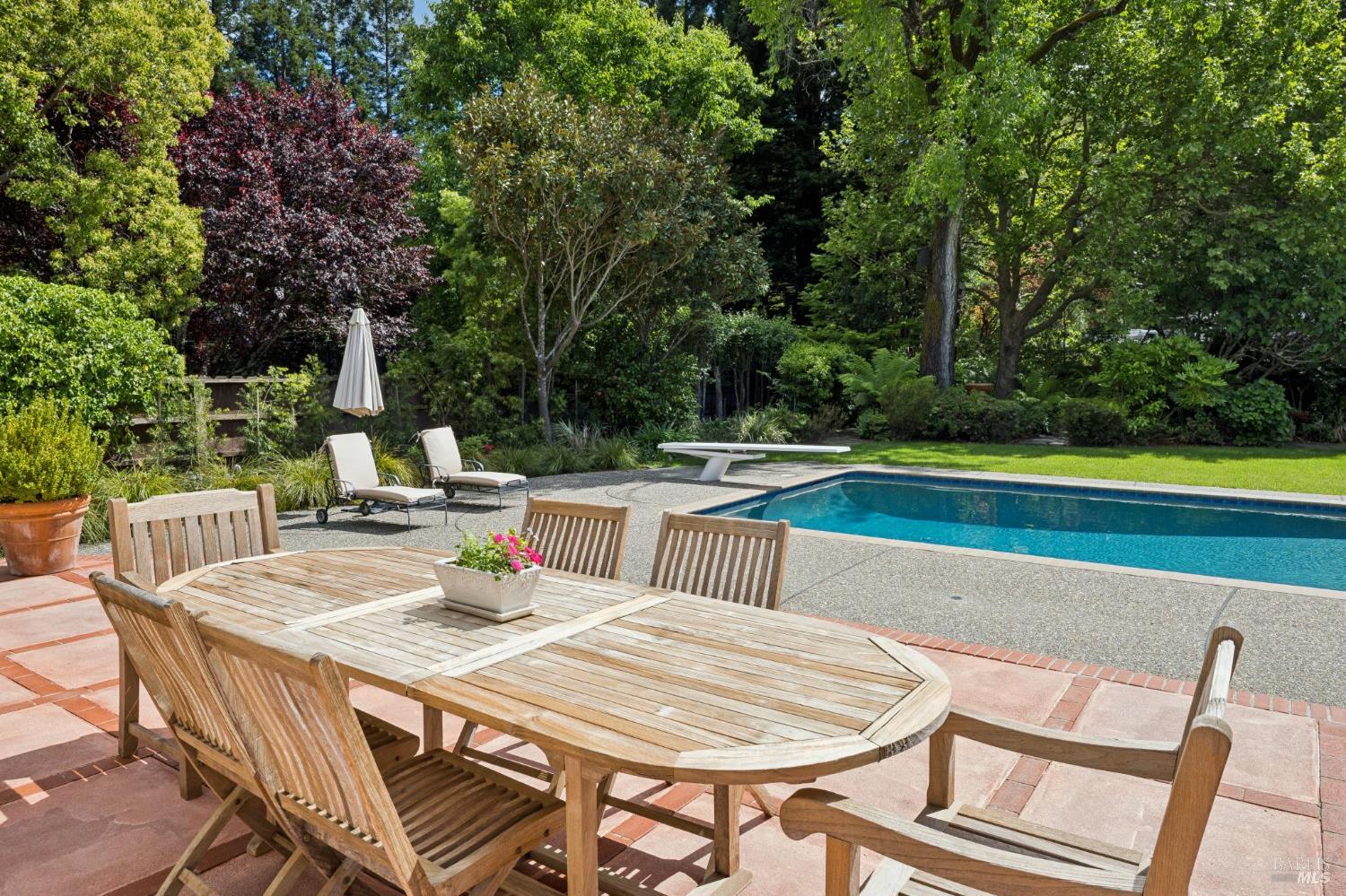 1199 Butterfield Road