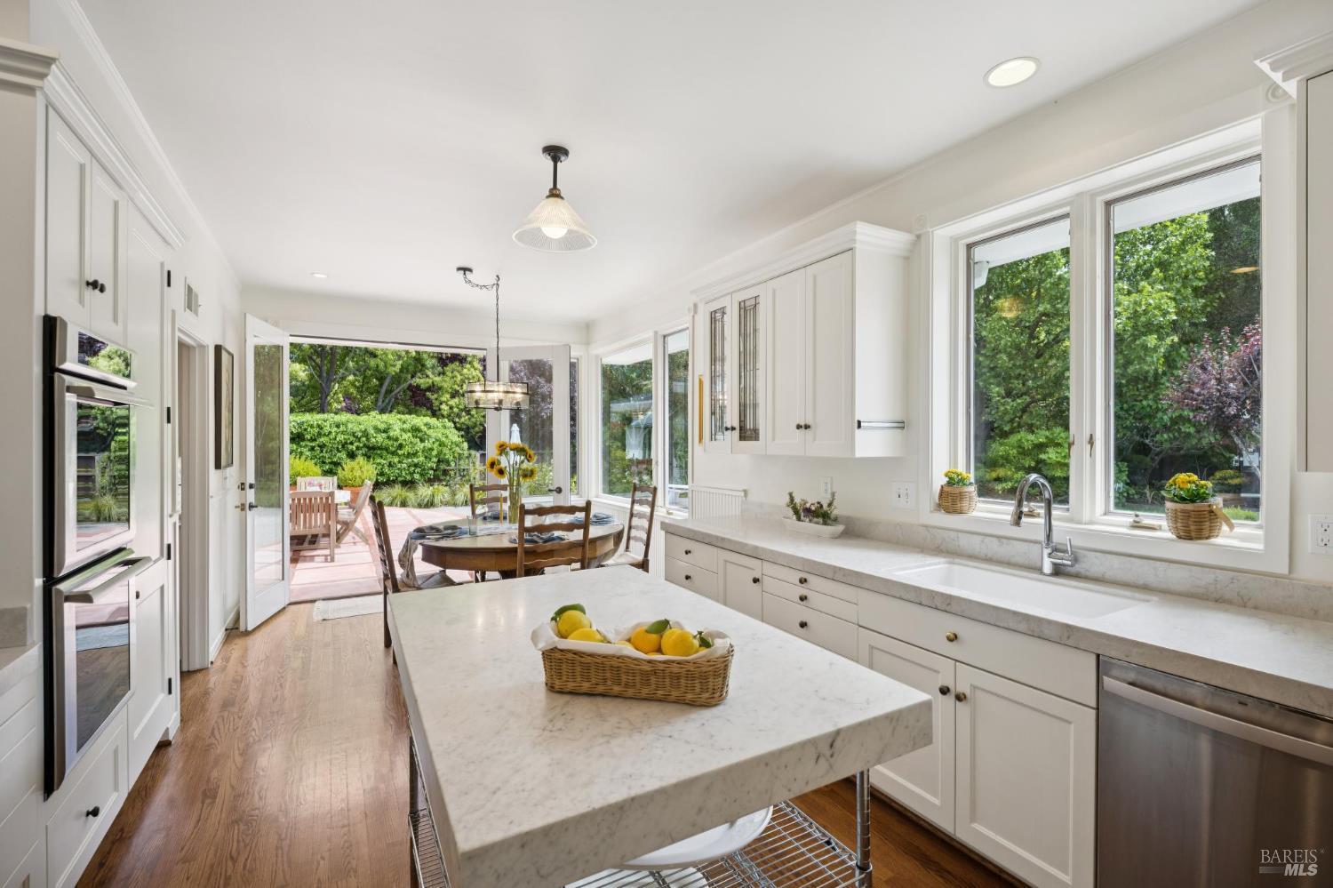 1199 Butterfield Road