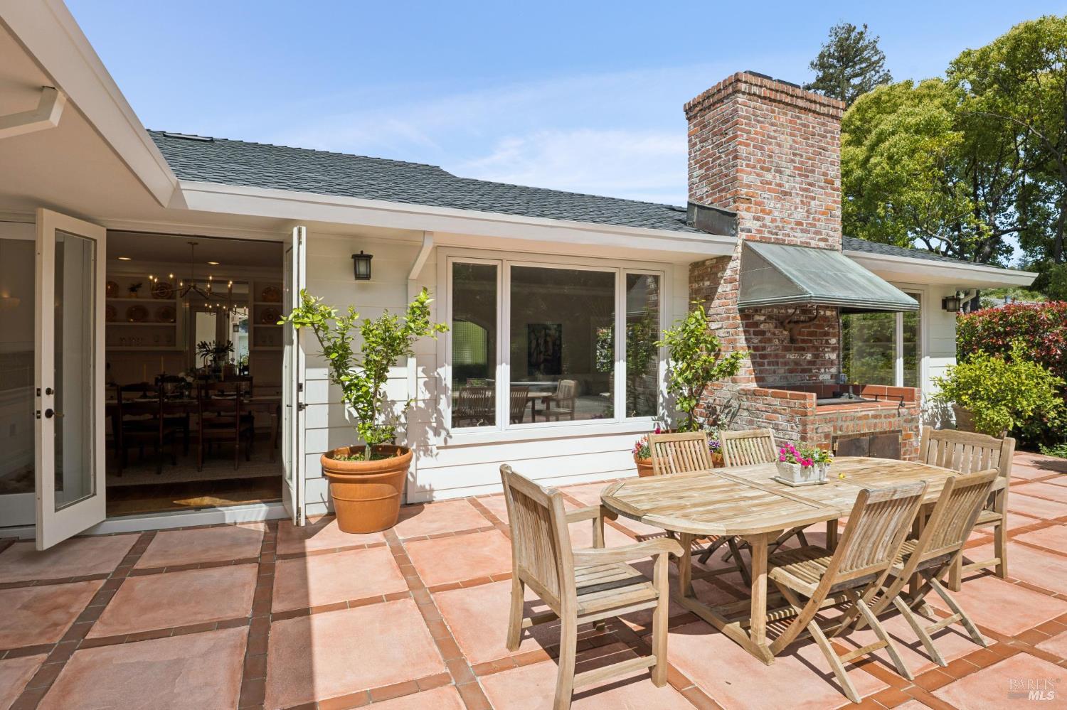 1199 Butterfield Road