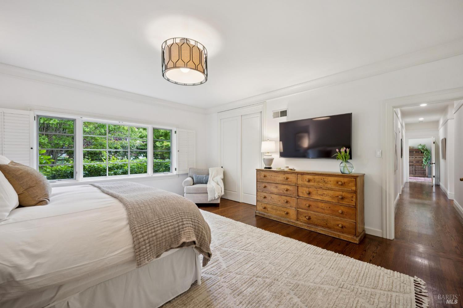 1199 Butterfield Road