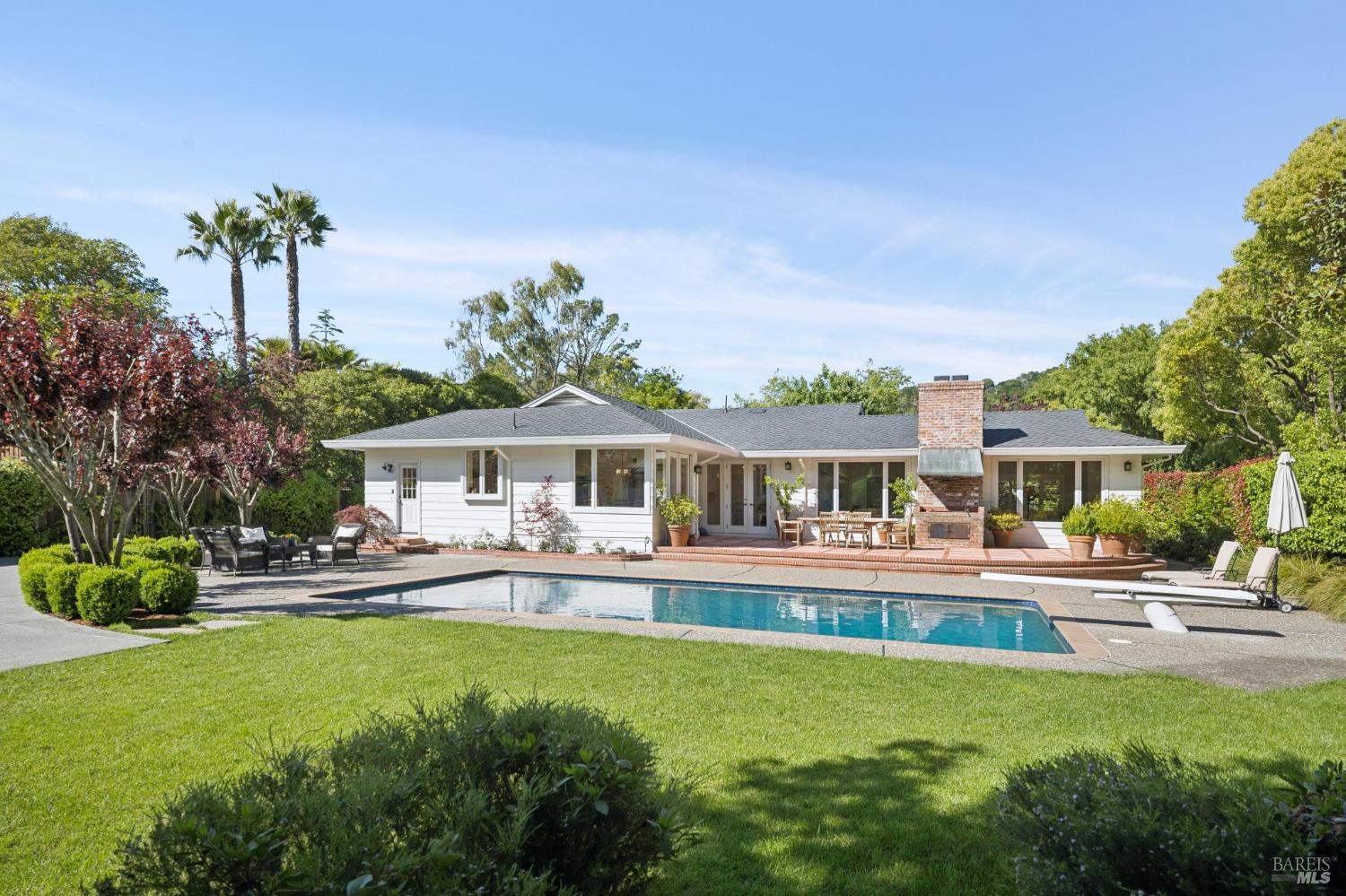 1199 Butterfield Road