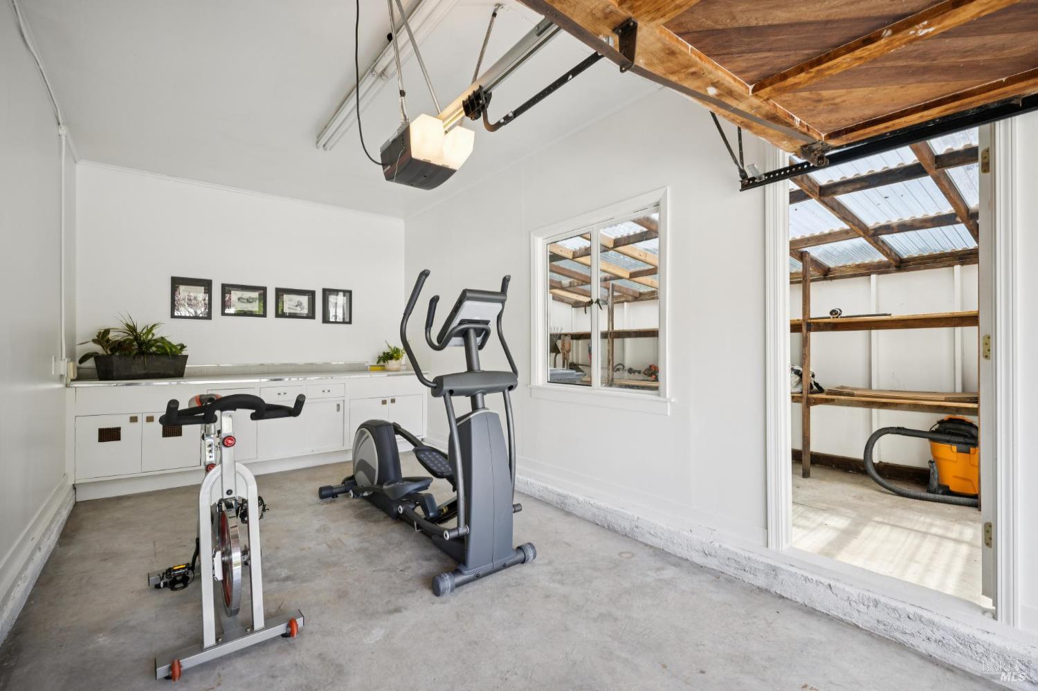 1199 Butterfield Road