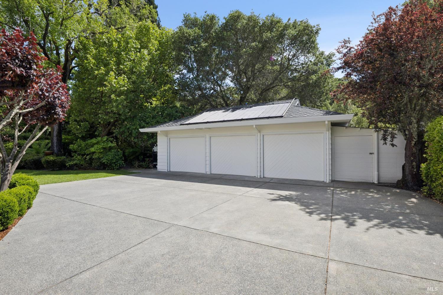 1199 Butterfield Road