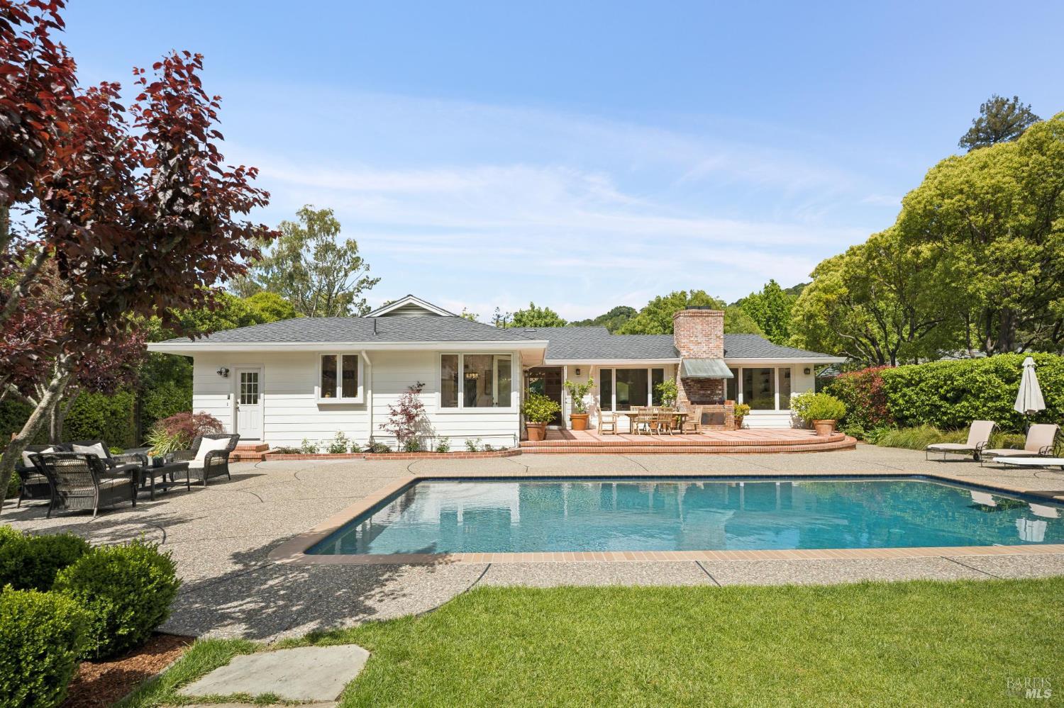 1199 Butterfield Road