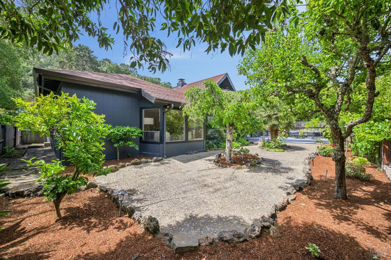 36 Main Drive