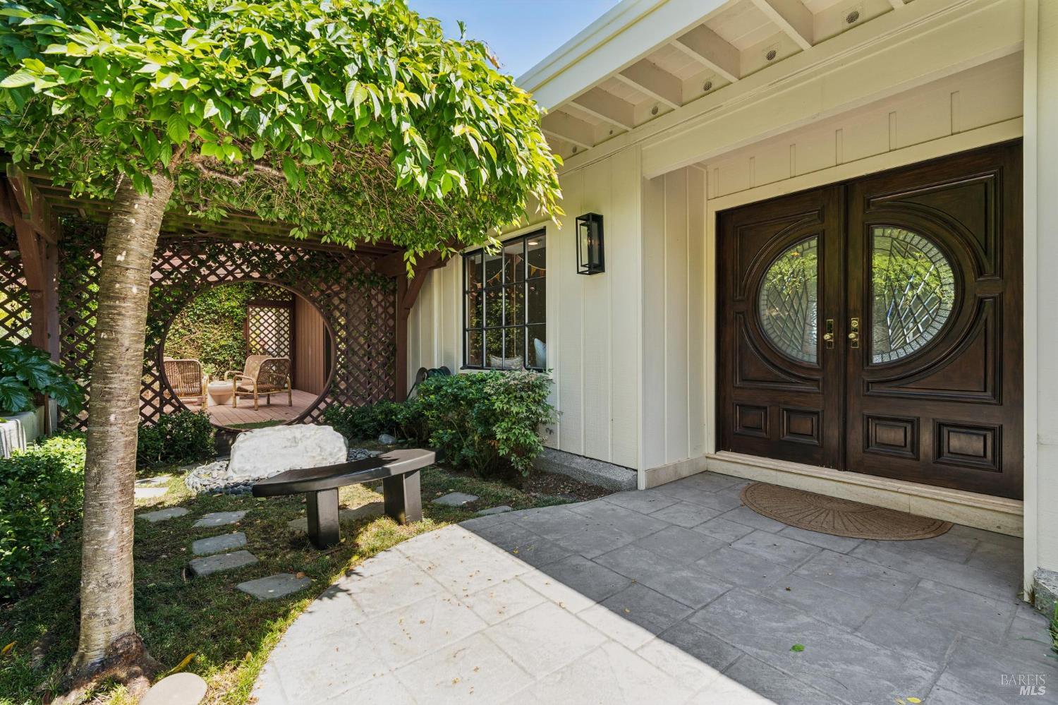 7 Francisco Vista Court