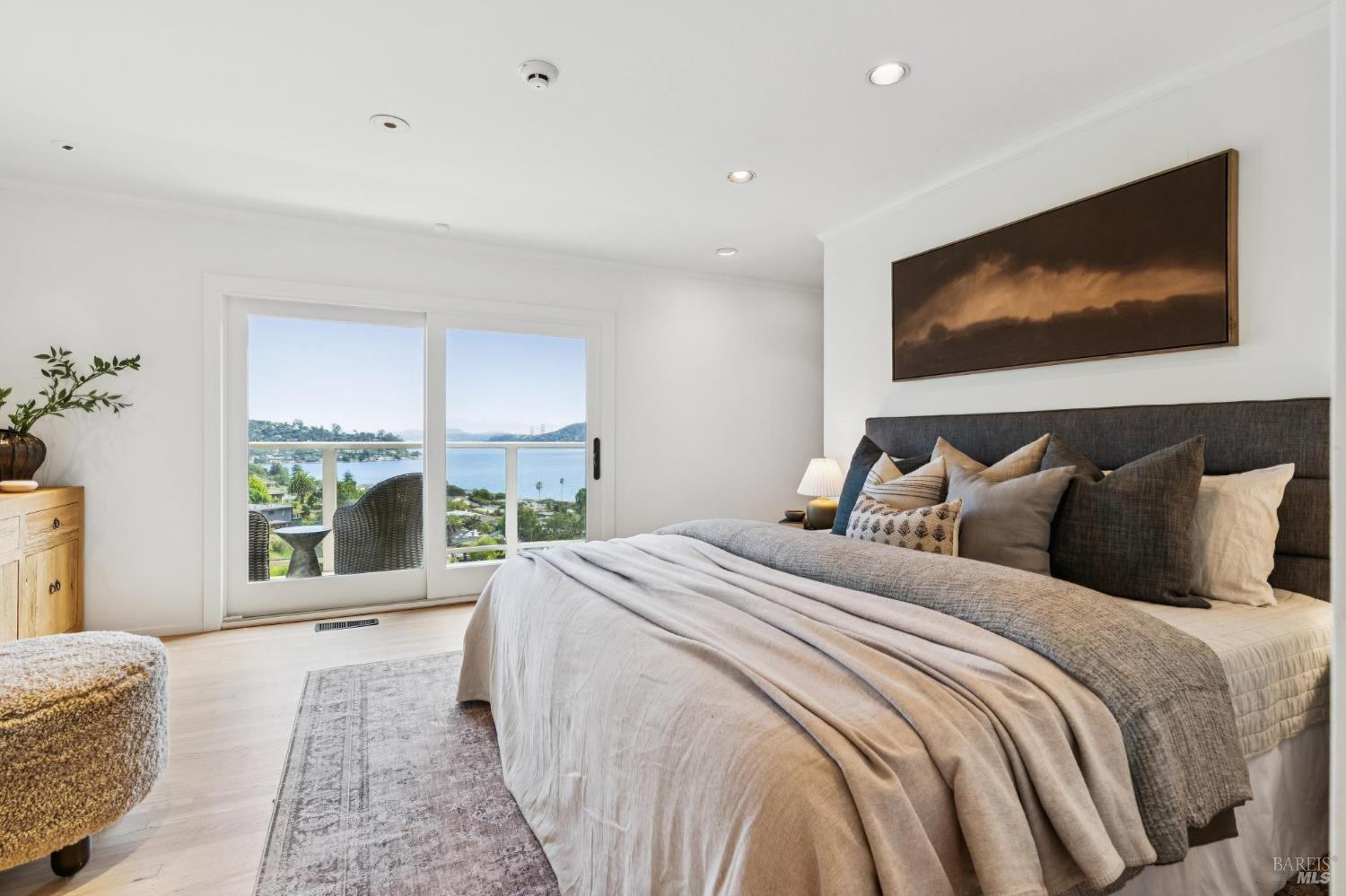 7 Francisco Vista Court