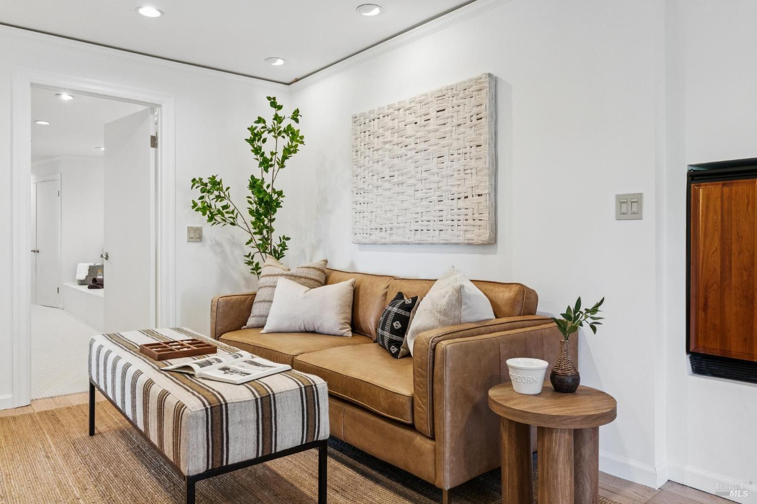 7 Francisco Vista Court
