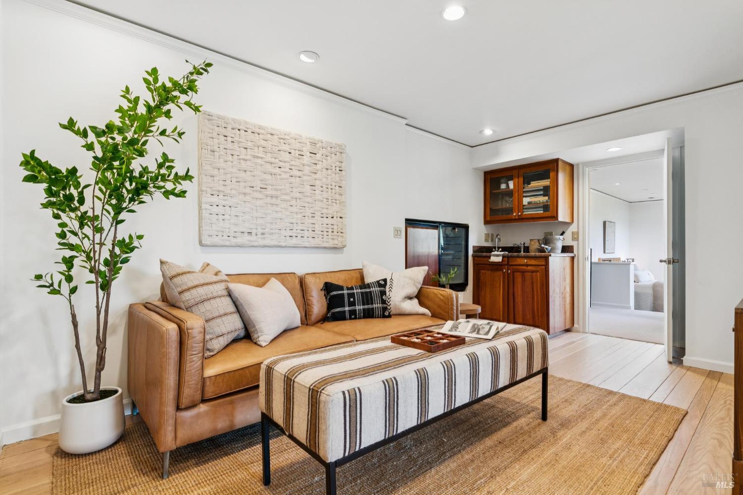7 Francisco Vista Court