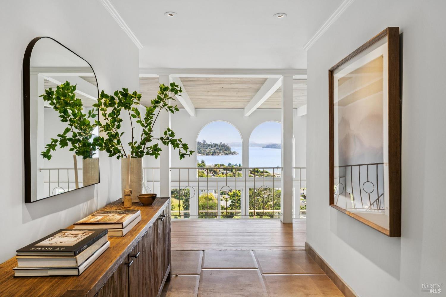 7 Francisco Vista Court