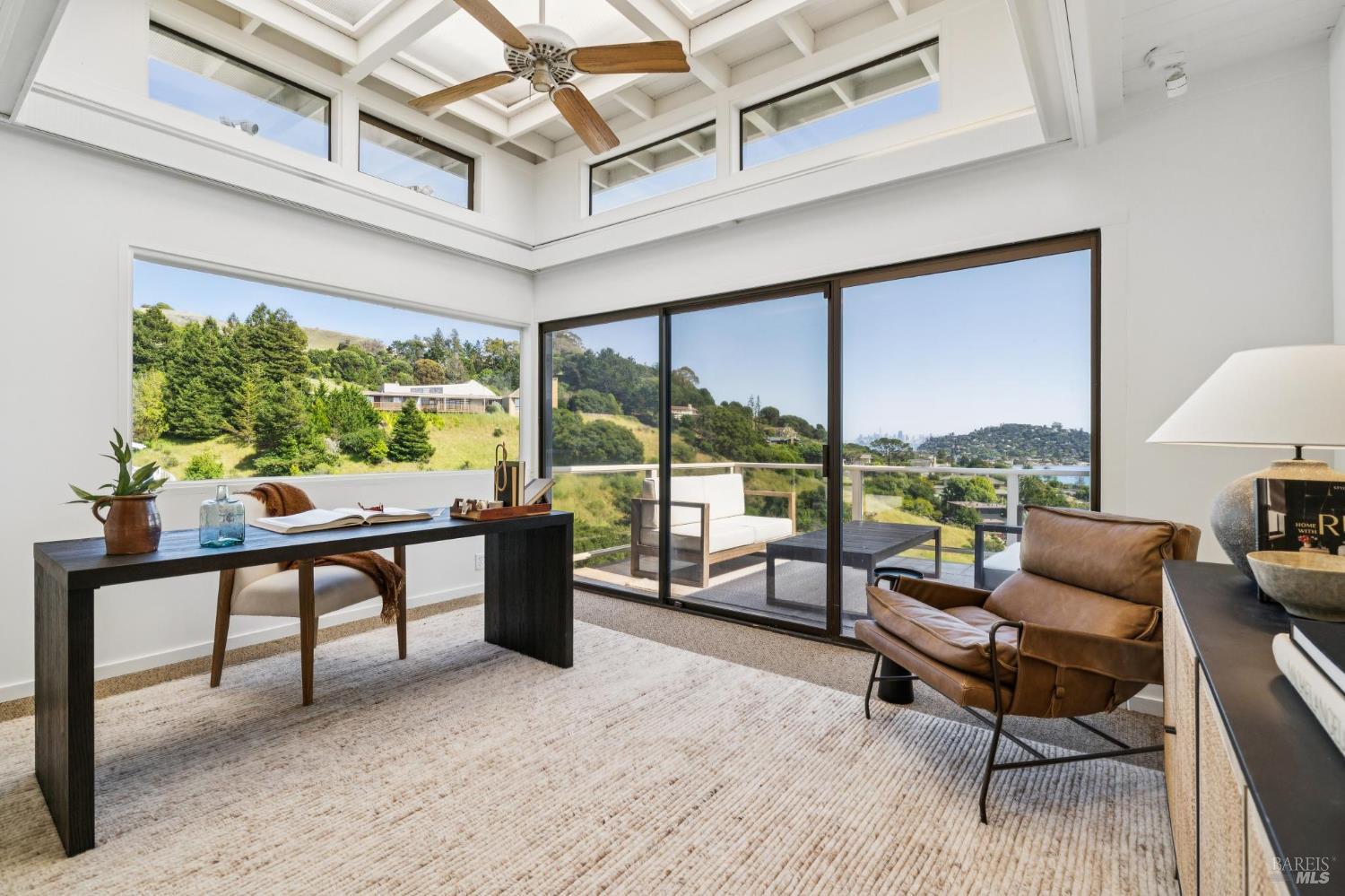 7 Francisco Vista Court