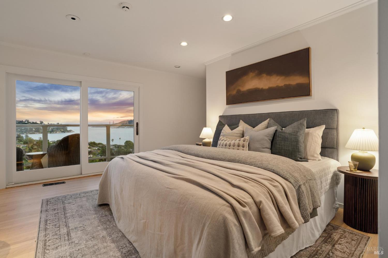 7 Francisco Vista Court