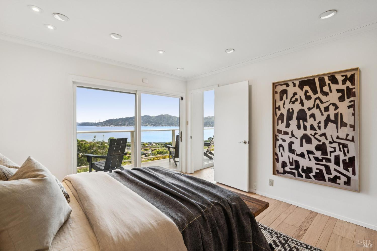 7 Francisco Vista Court