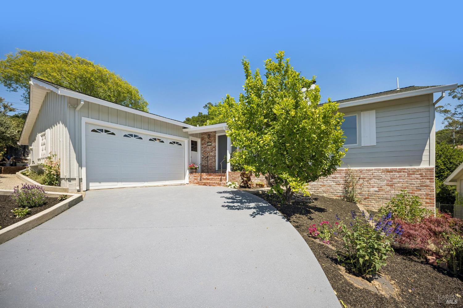 117 Longfellow Road