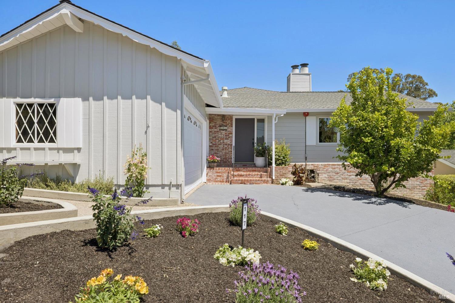 117 Longfellow Road