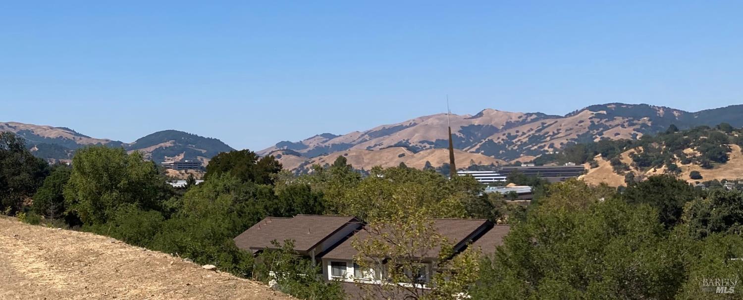 69 Village Circle