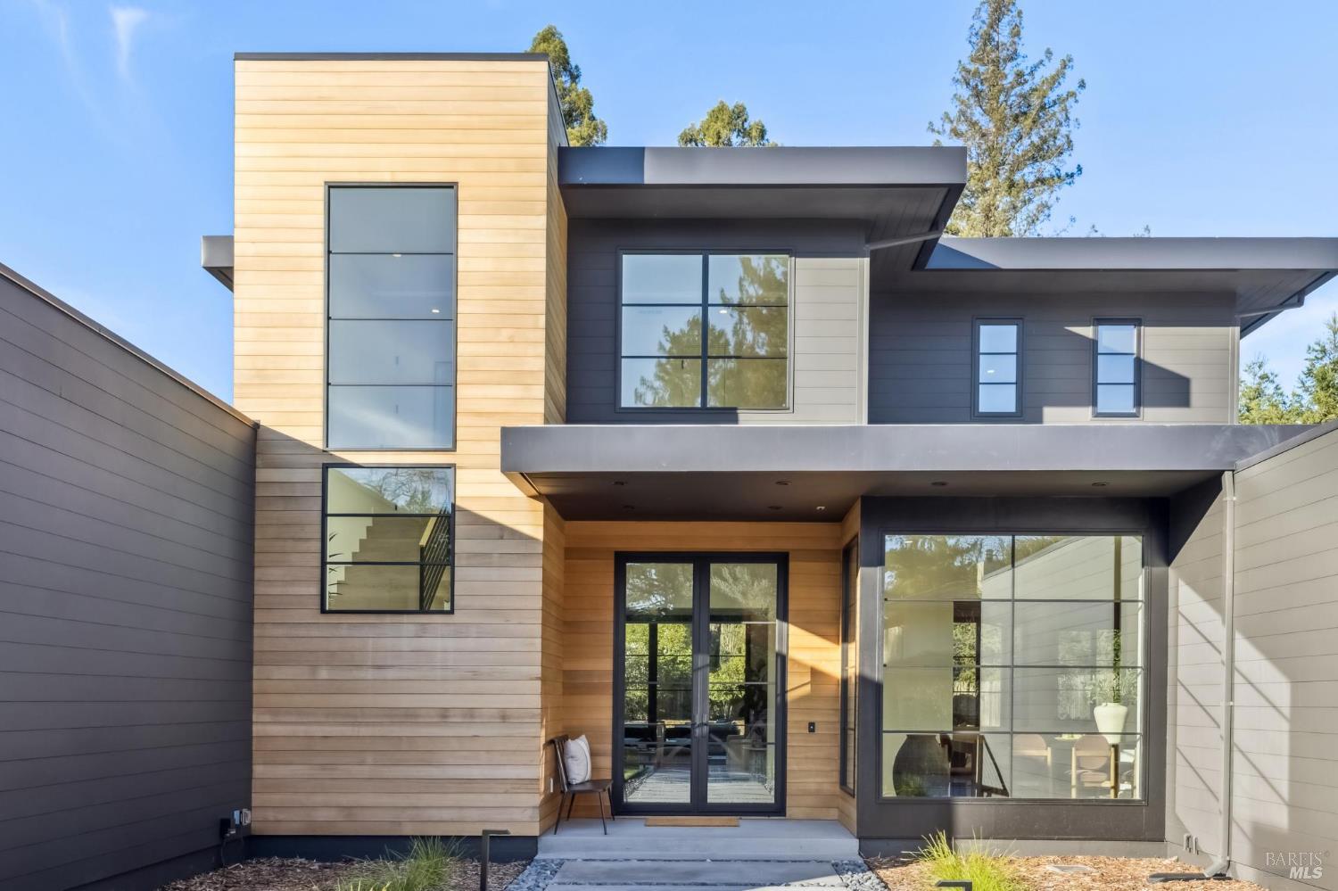 33 Fawn Drive