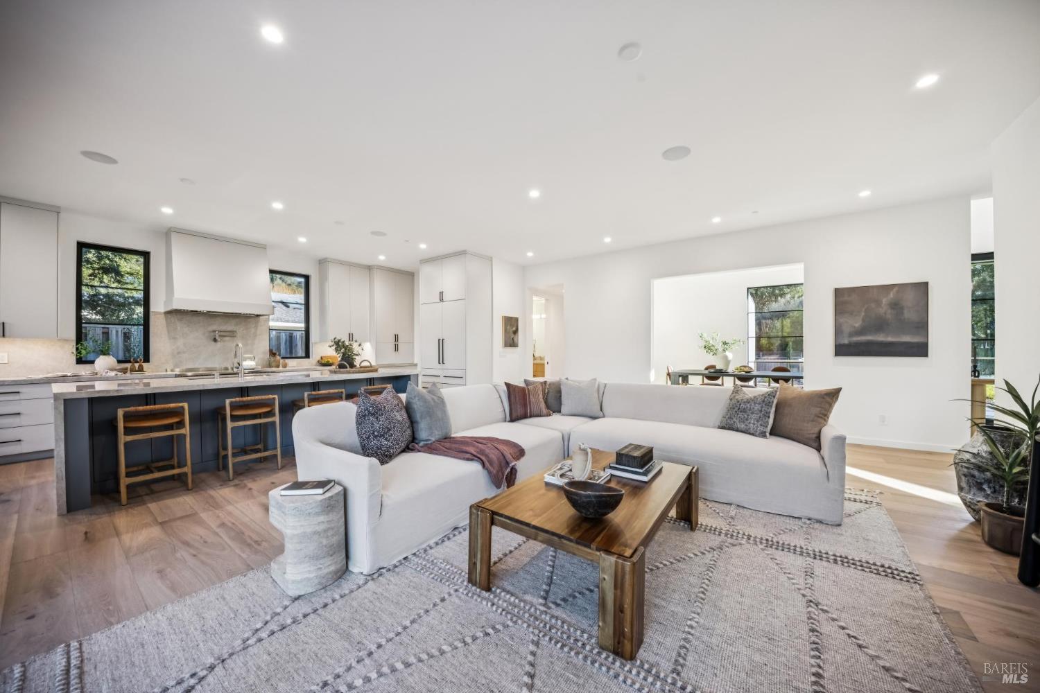 33 Fawn Drive
