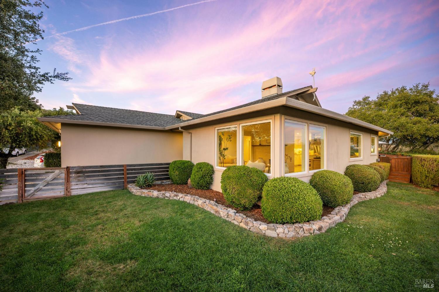 22 Tomahawk Drive