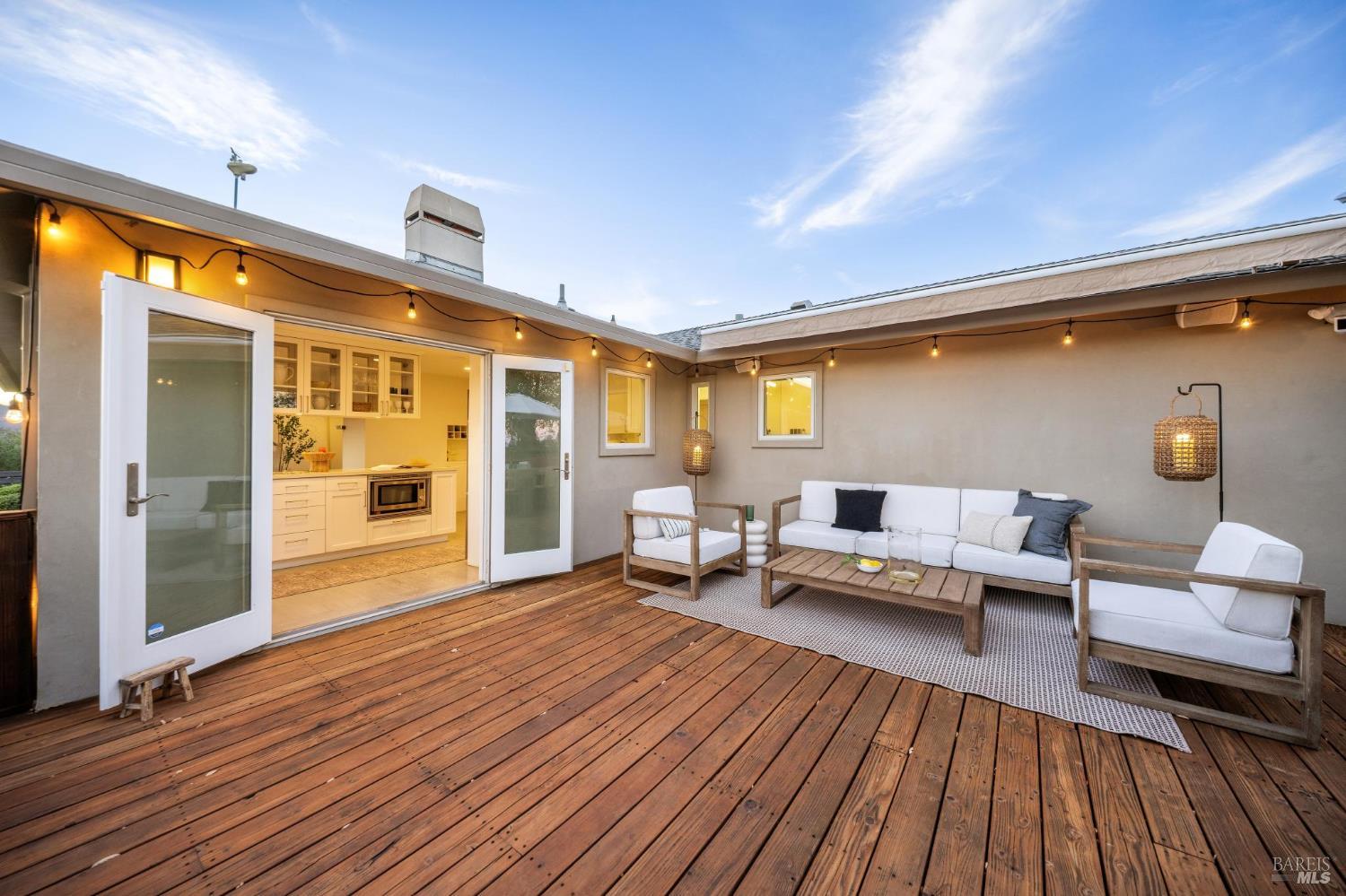 22 Tomahawk Drive