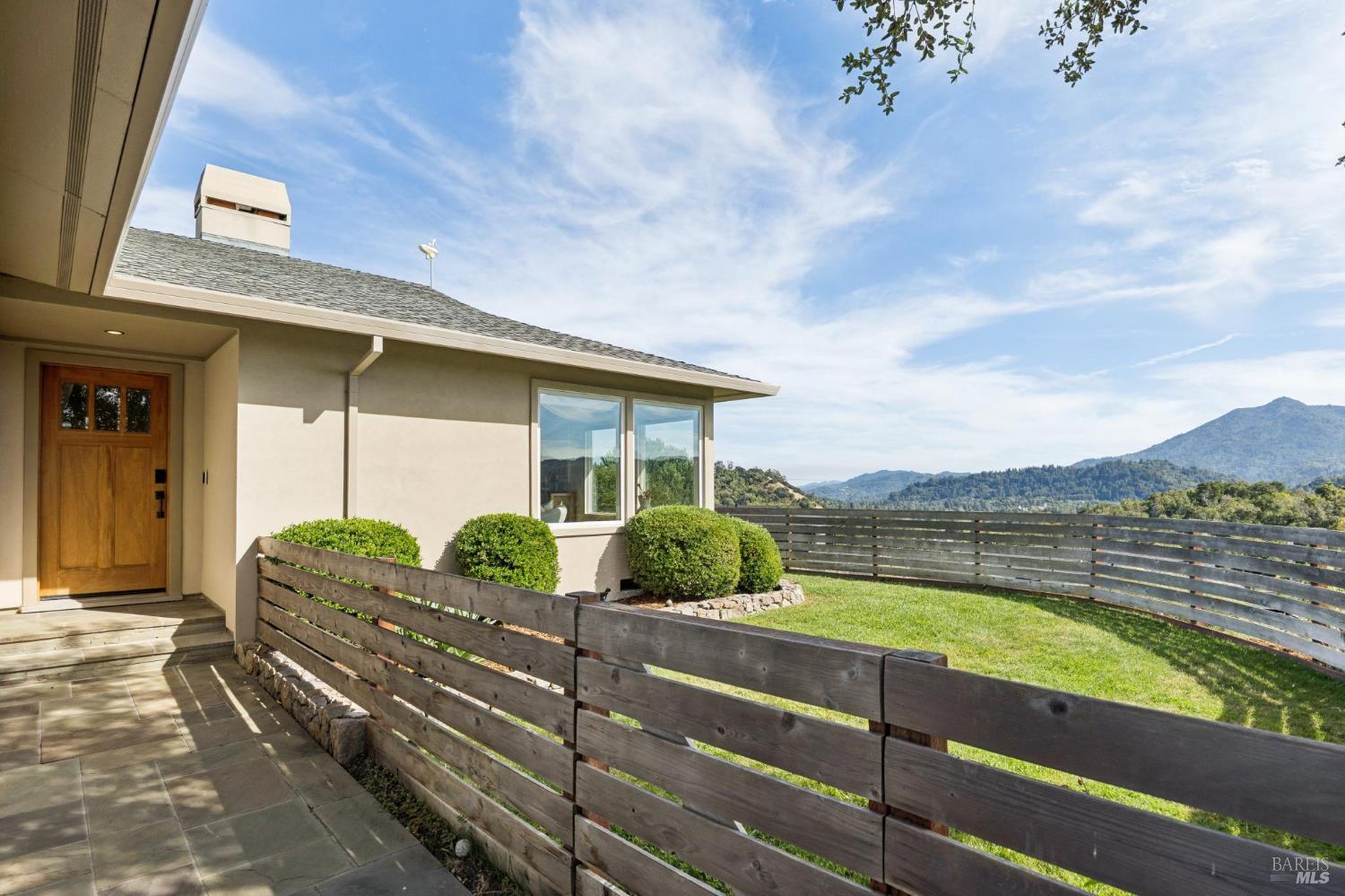 22 Tomahawk Drive