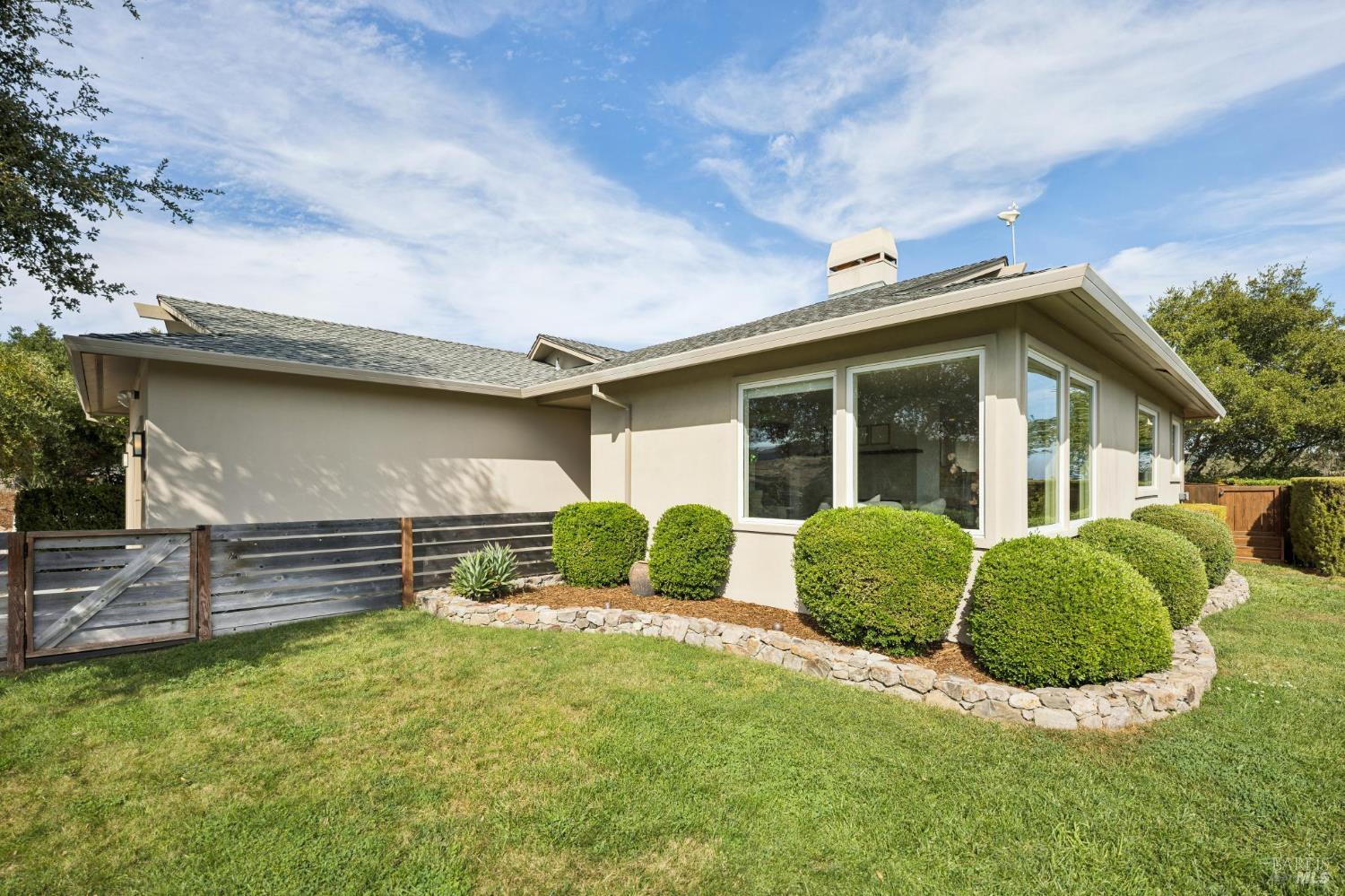 22 Tomahawk Drive