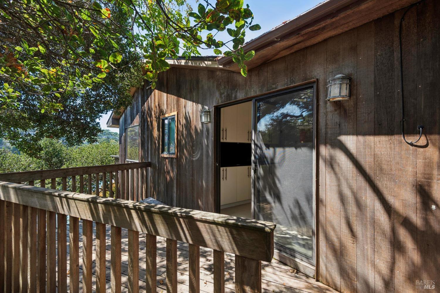 11 Alcatraz Avenue
