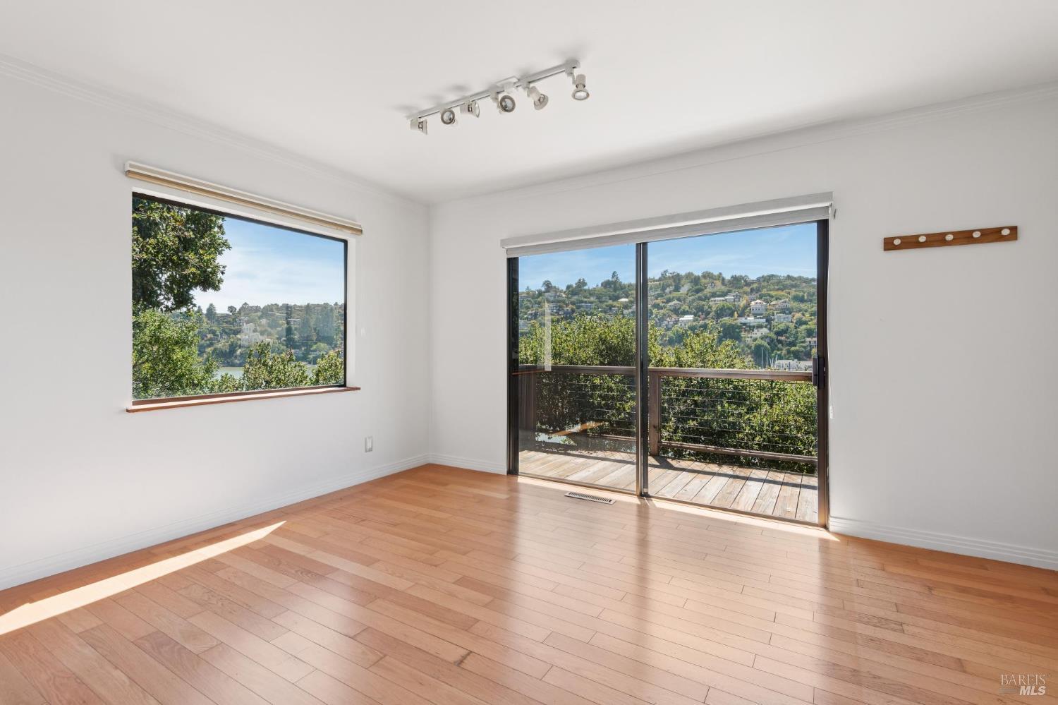 11 Alcatraz Avenue