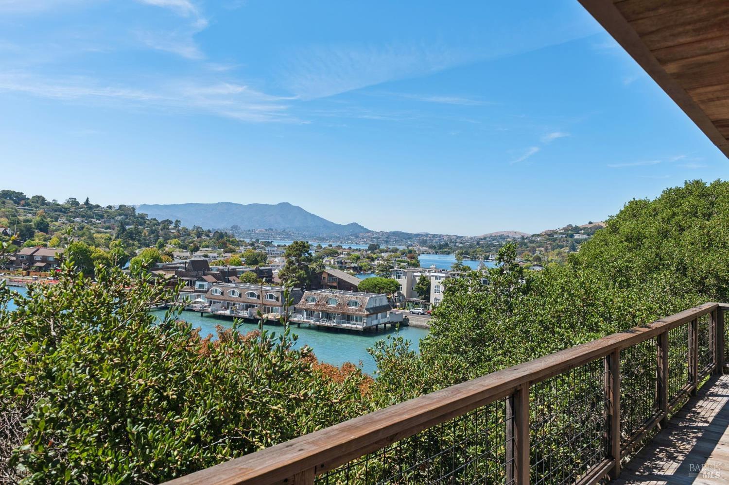 11 Alcatraz Avenue