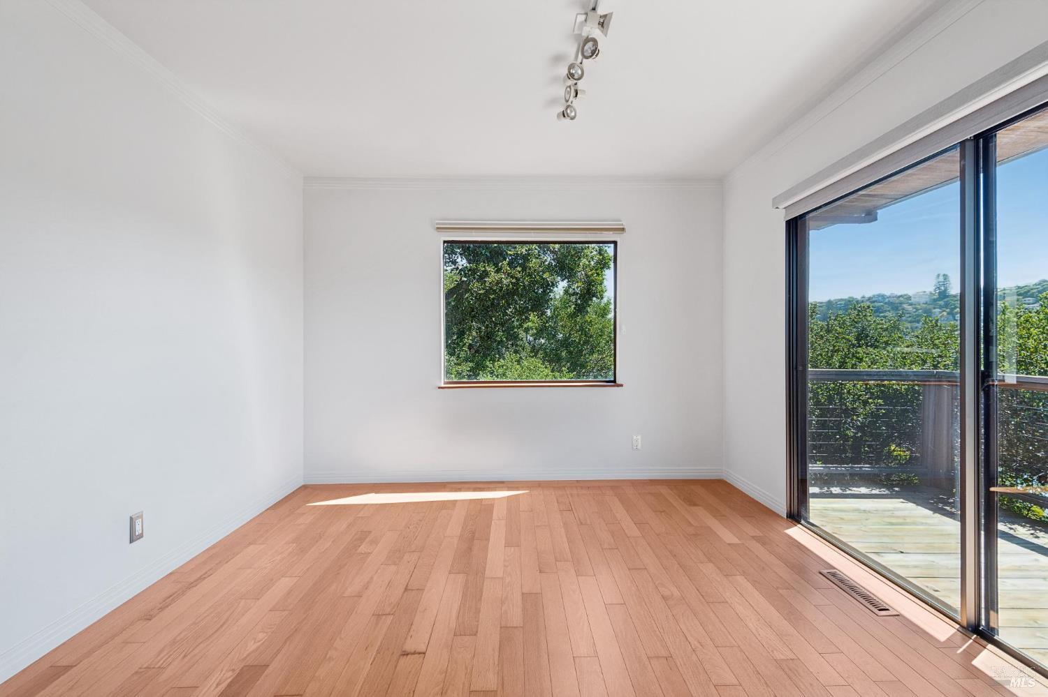 11 Alcatraz Avenue