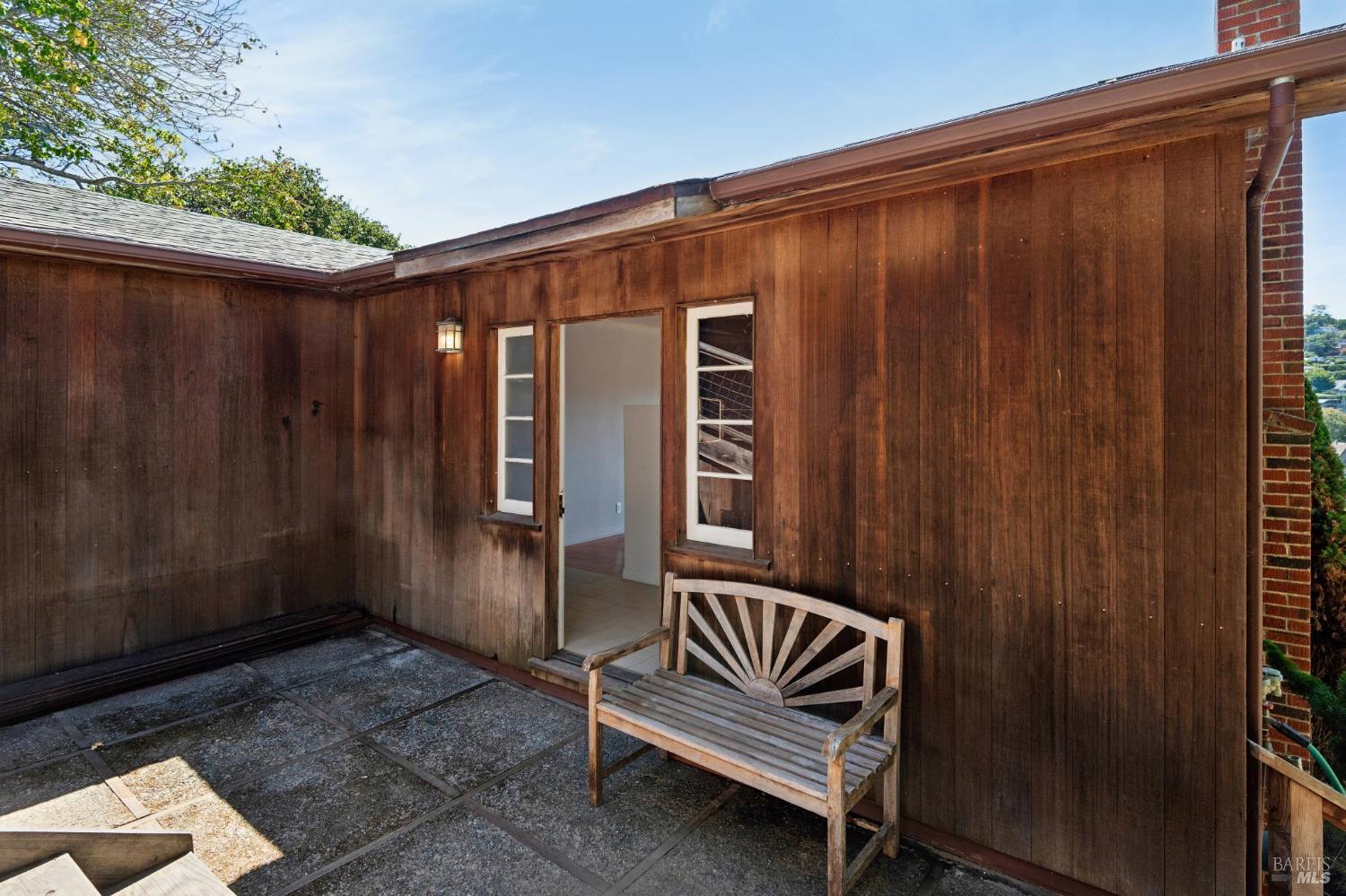11 Alcatraz Avenue