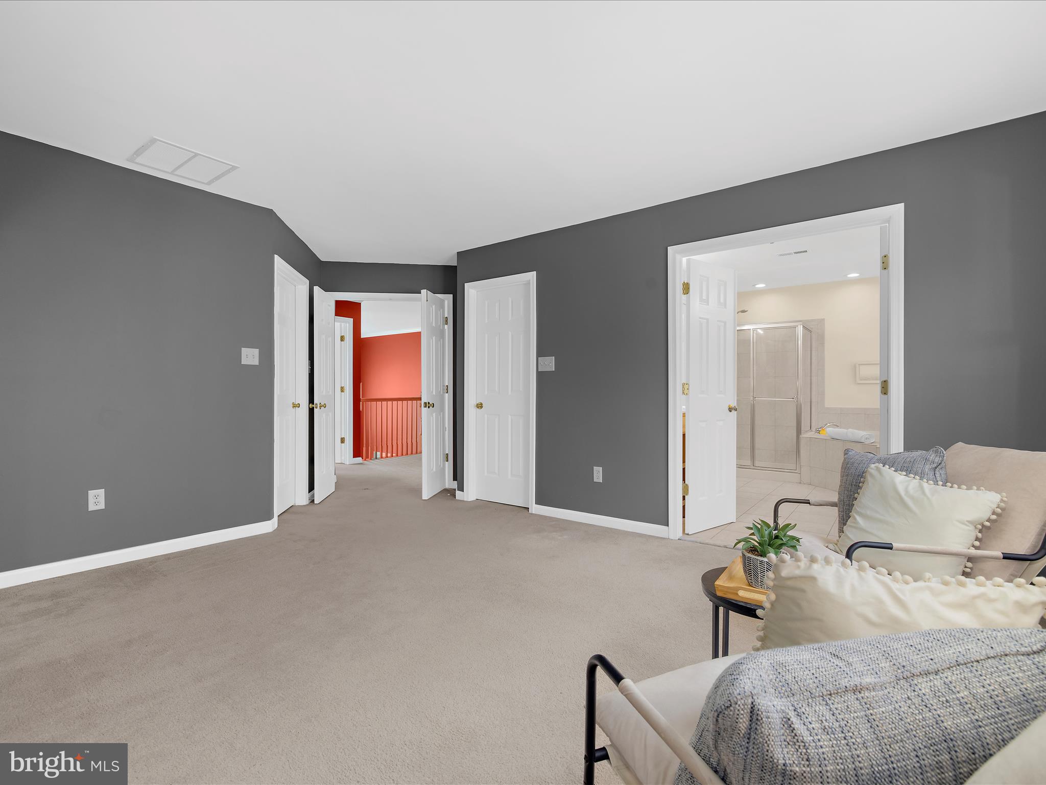 2406 VALLEY BROOK LANE