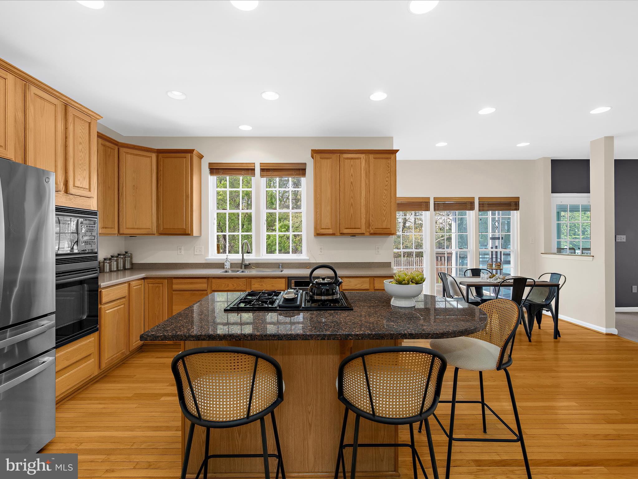 2406 VALLEY BROOK LANE