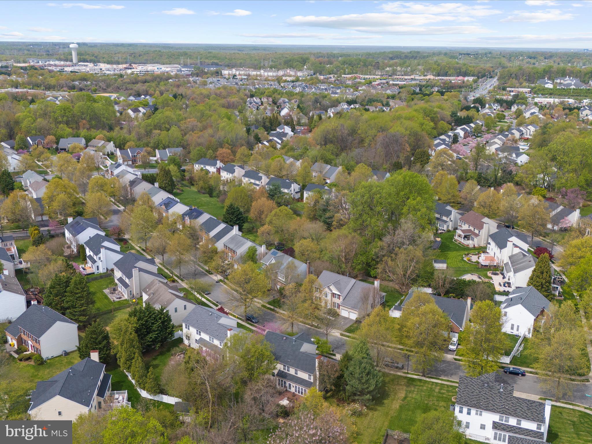 2406 VALLEY BROOK LANE