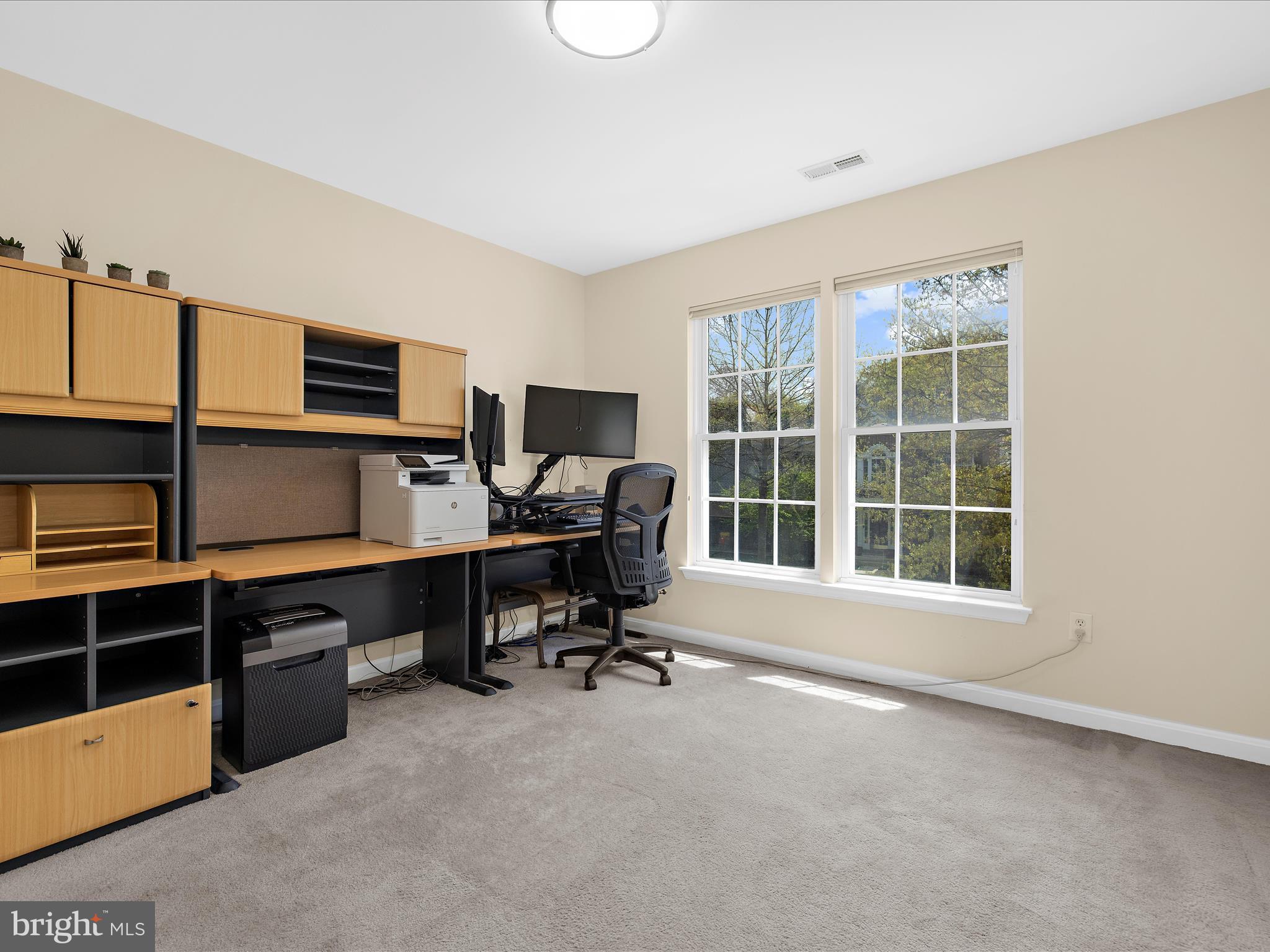 2406 VALLEY BROOK LANE