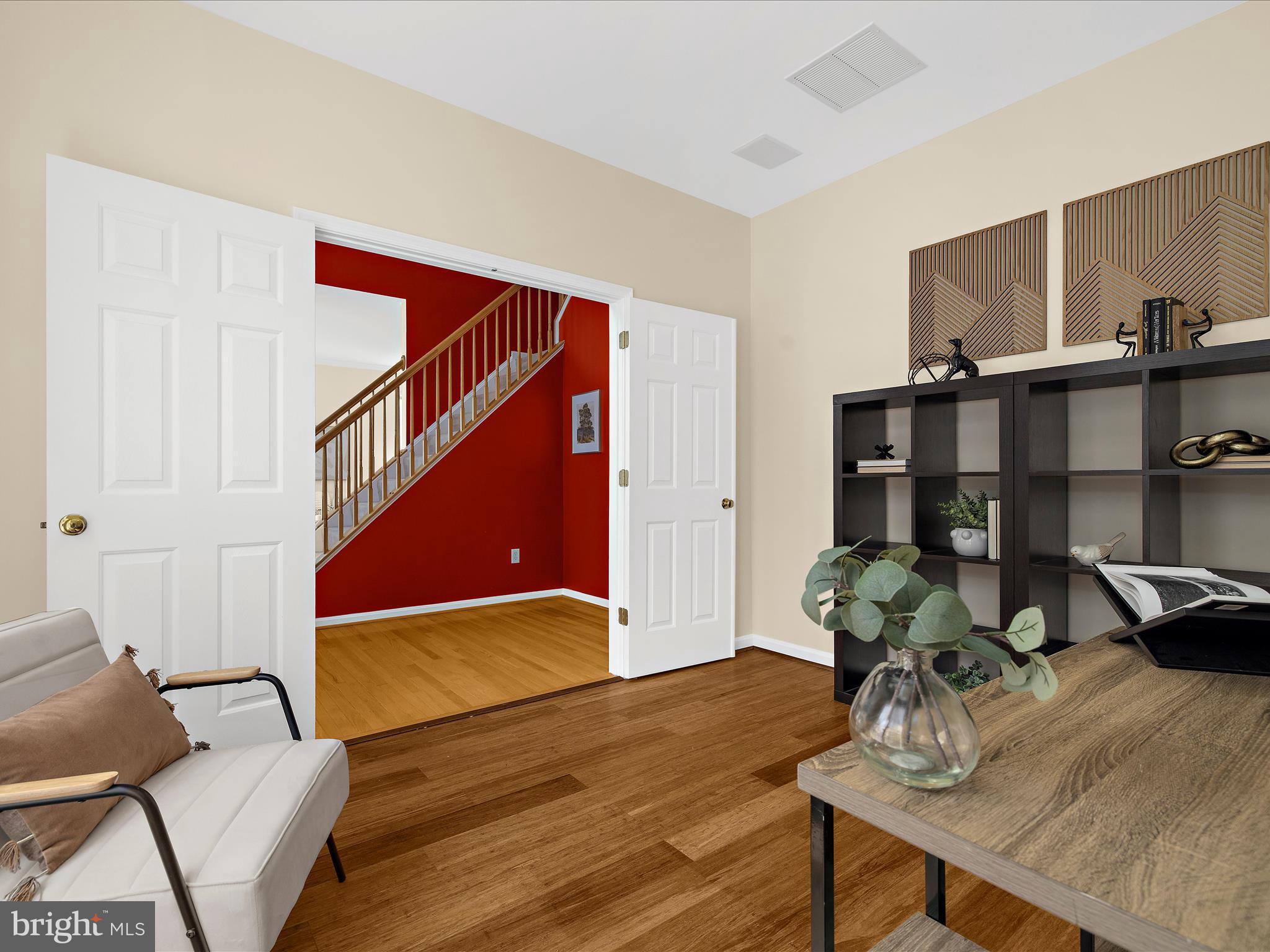 2406 VALLEY BROOK LANE