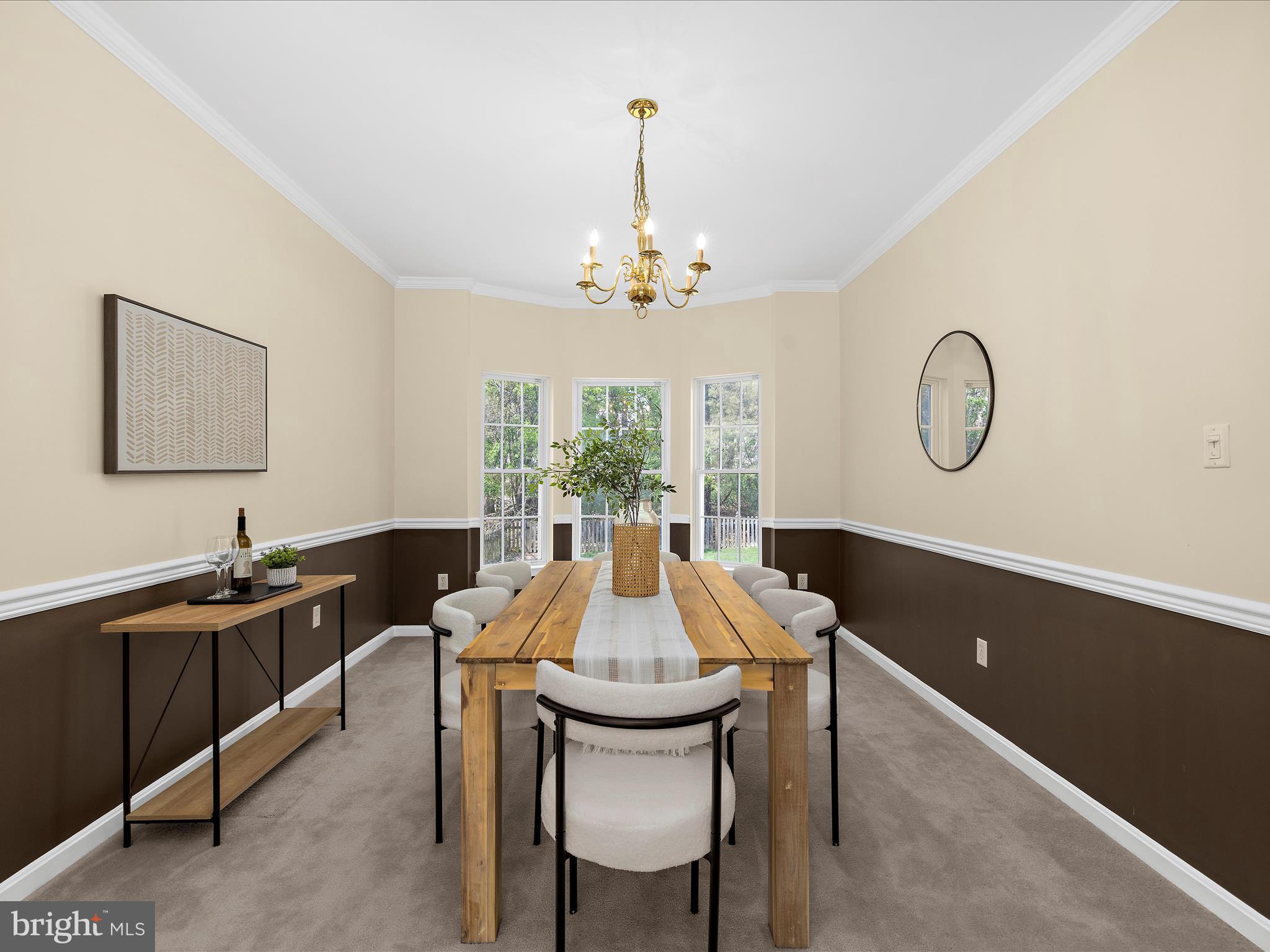 2406 VALLEY BROOK LANE